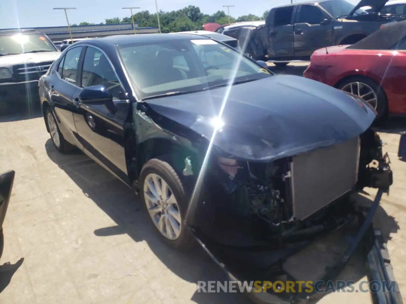 1 Photograph of a damaged car 4T1C11AK7LU378356 TOYOTA CAMRY 2020