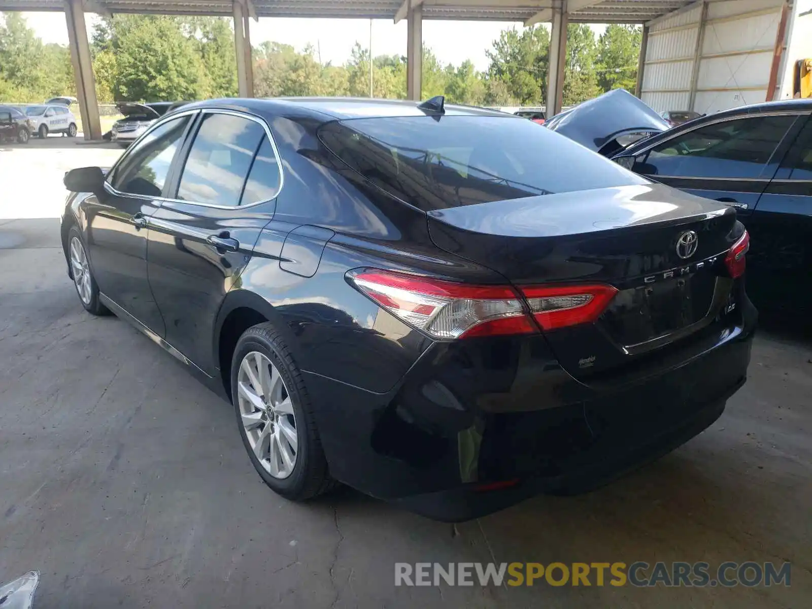 3 Photograph of a damaged car 4T1C11AK7LU383346 TOYOTA CAMRY 2020