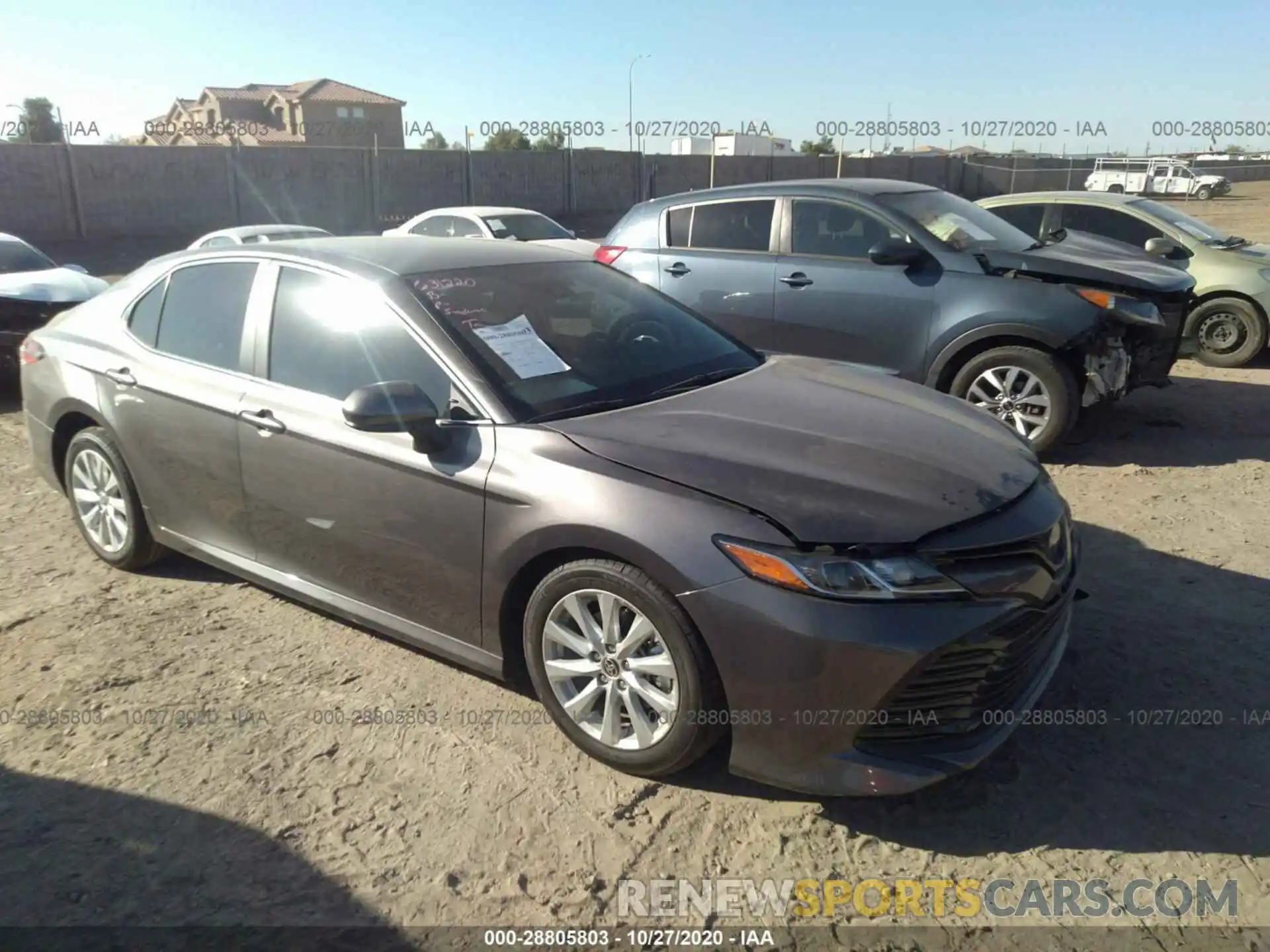 1 Photograph of a damaged car 4T1C11AK7LU384075 TOYOTA CAMRY 2020