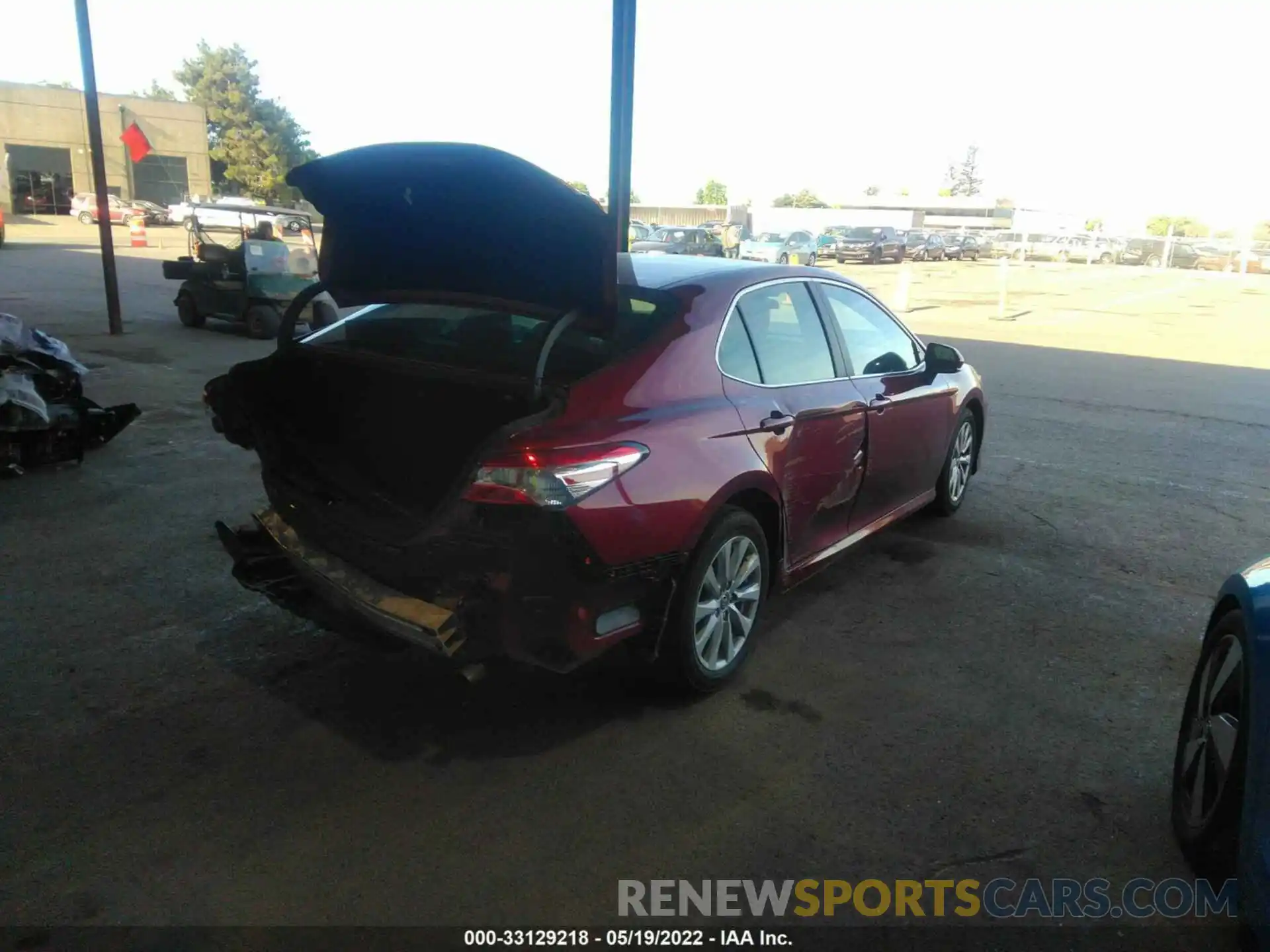 4 Photograph of a damaged car 4T1C11AK7LU387719 TOYOTA CAMRY 2020