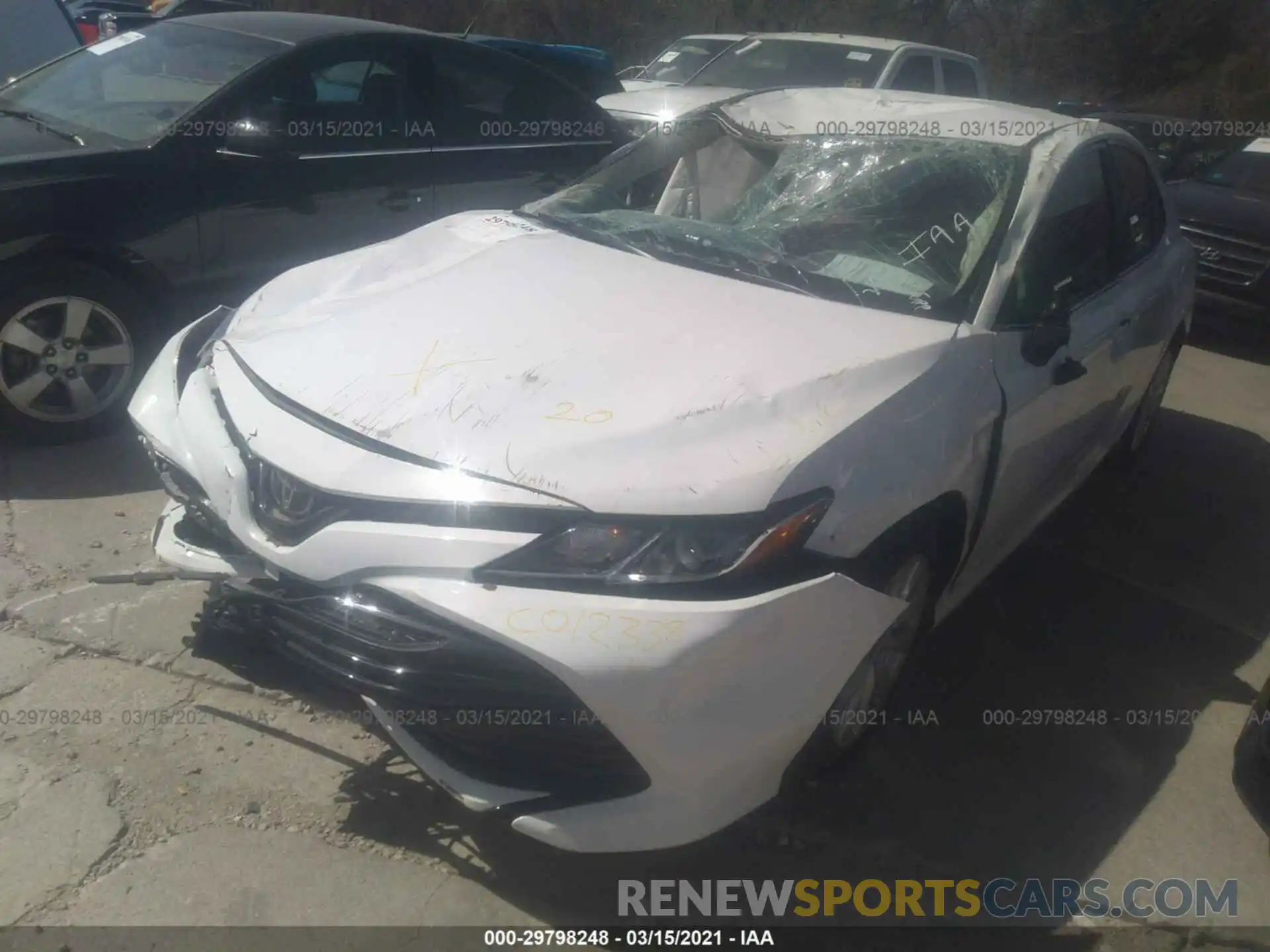 2 Photograph of a damaged car 4T1C11AK7LU390216 TOYOTA CAMRY 2020