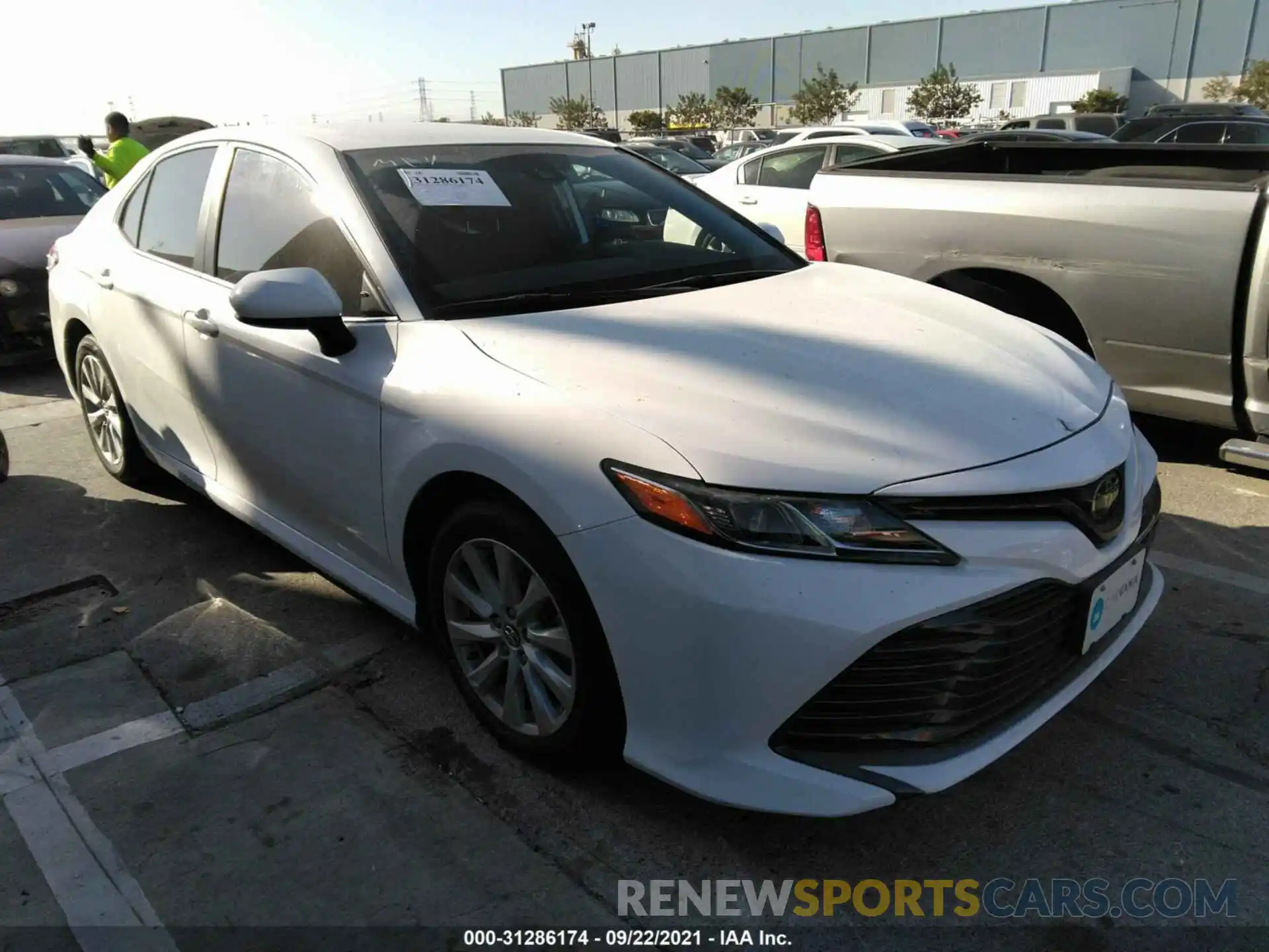 1 Photograph of a damaged car 4T1C11AK7LU857165 TOYOTA CAMRY 2020