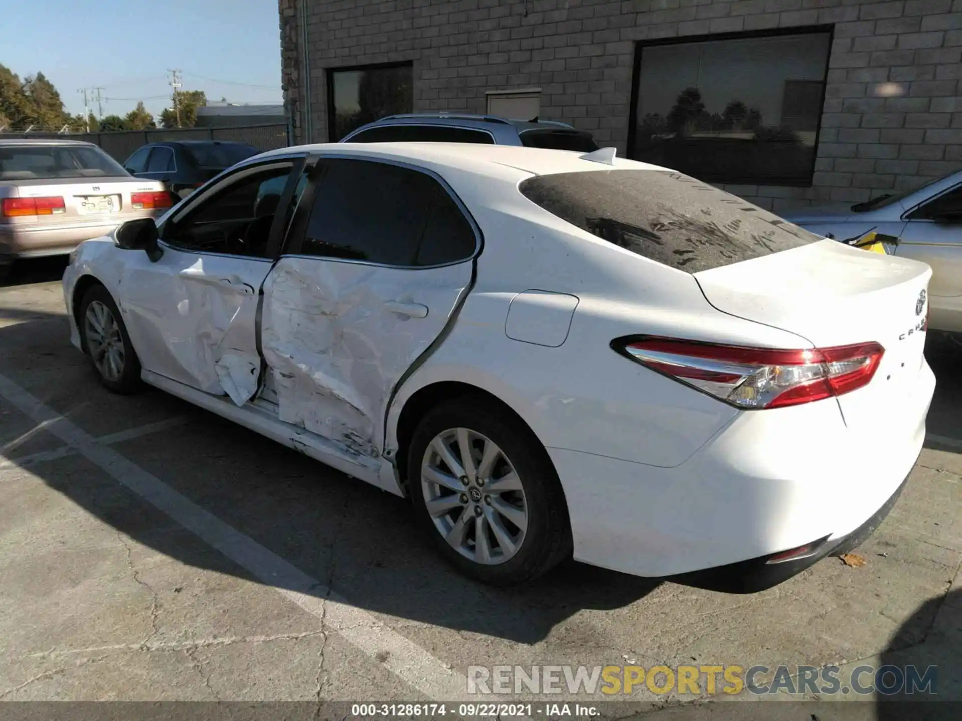 3 Photograph of a damaged car 4T1C11AK7LU857165 TOYOTA CAMRY 2020