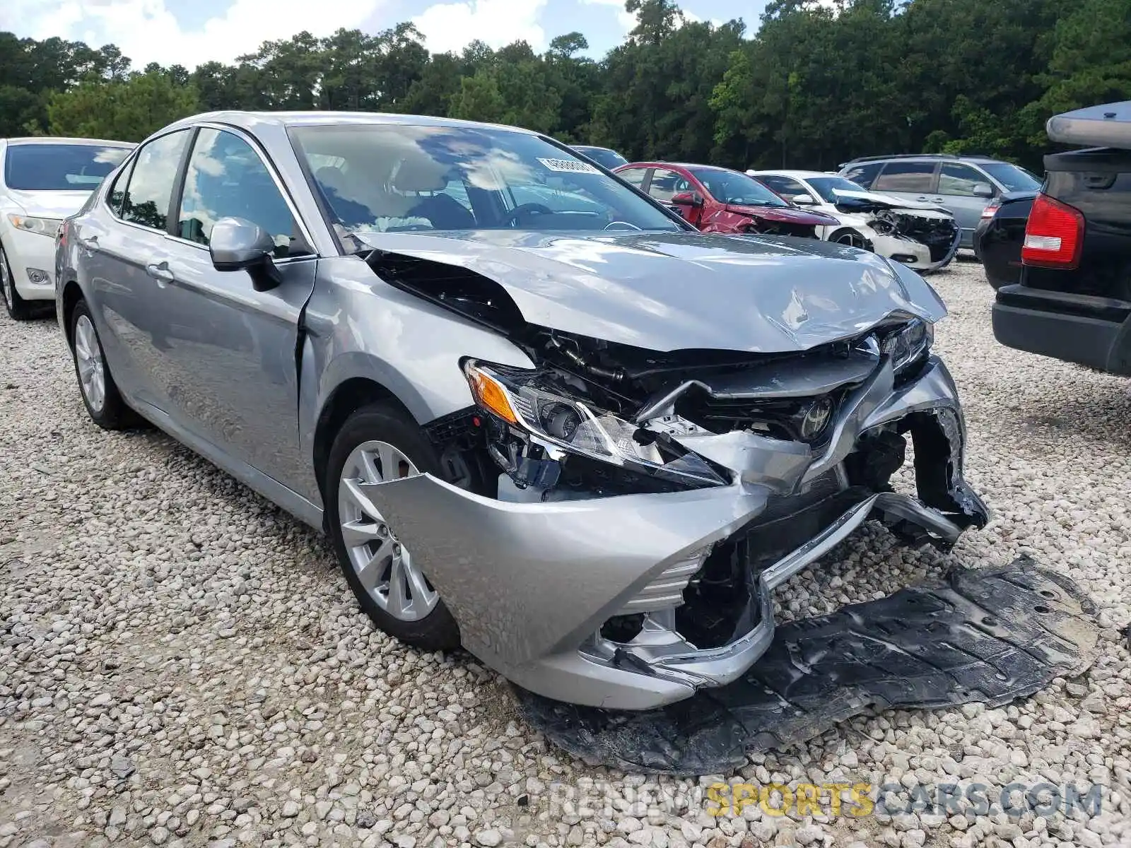 1 Photograph of a damaged car 4T1C11AK7LU868182 TOYOTA CAMRY 2020