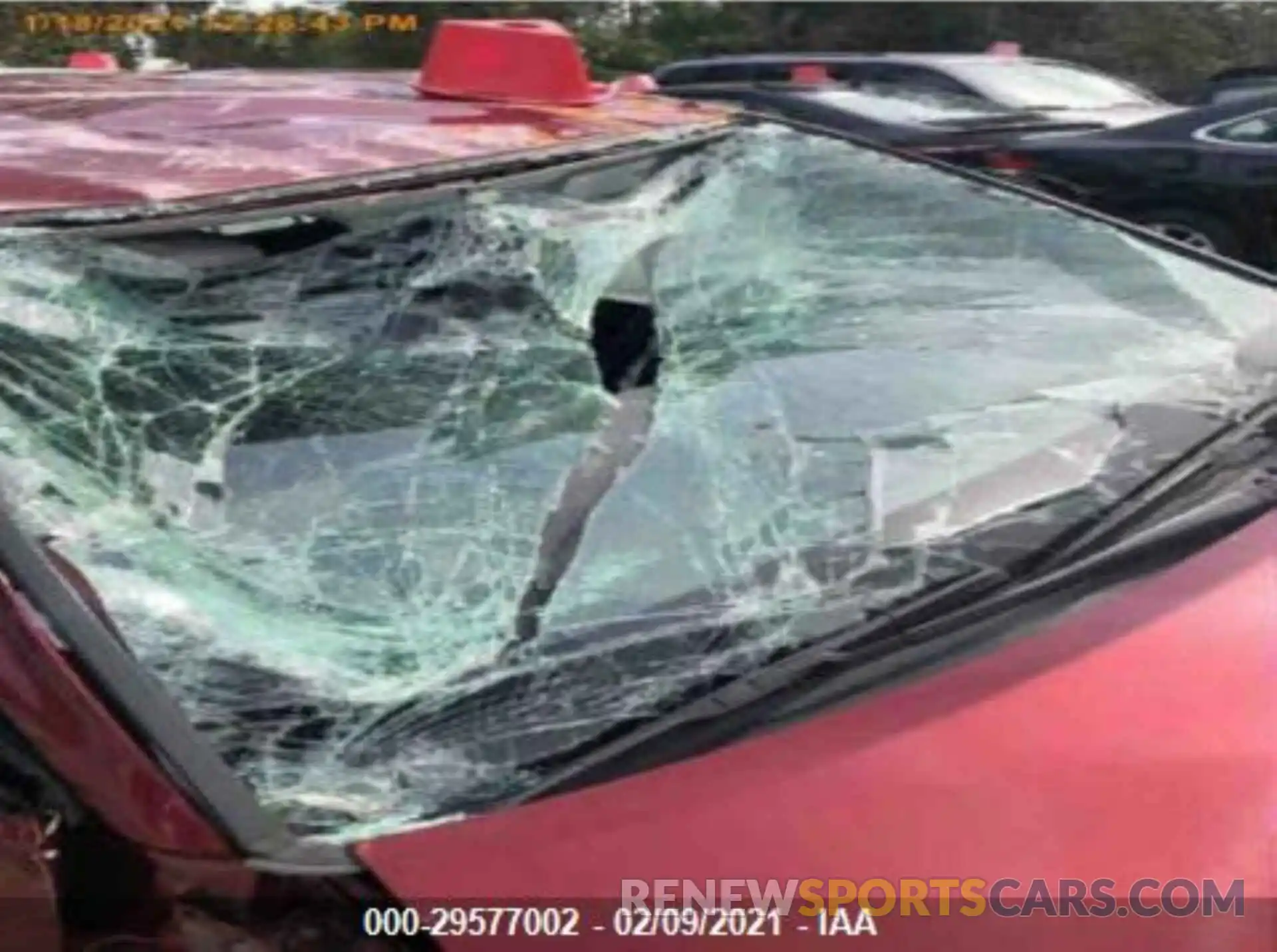 10 Photograph of a damaged car 4T1C11AK7LU870384 TOYOTA CAMRY 2020