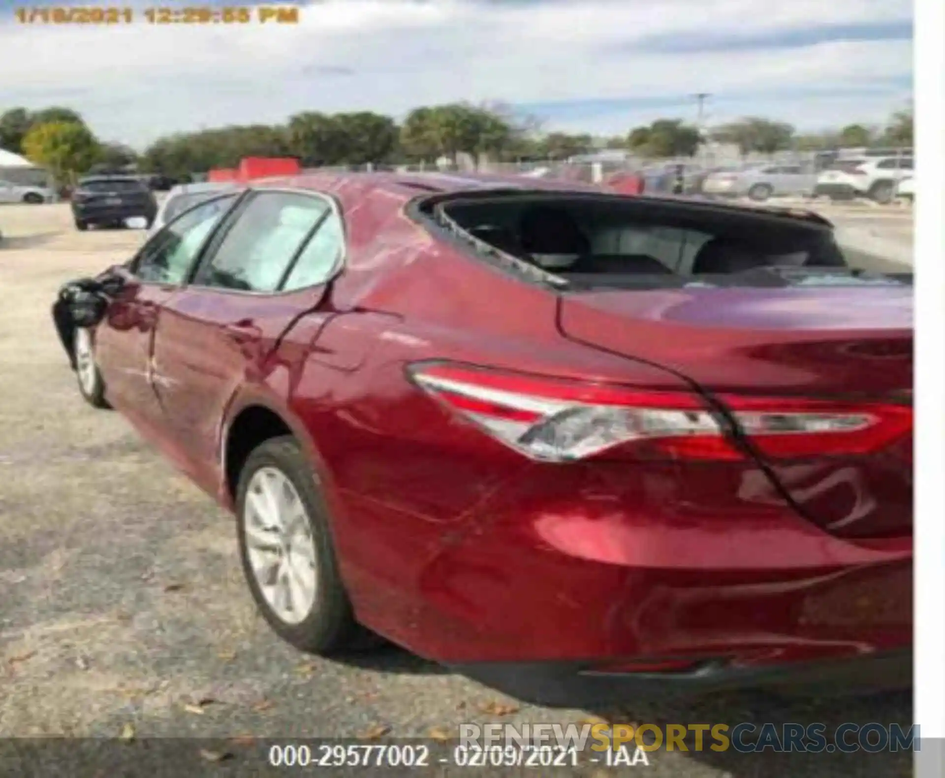 3 Photograph of a damaged car 4T1C11AK7LU870384 TOYOTA CAMRY 2020