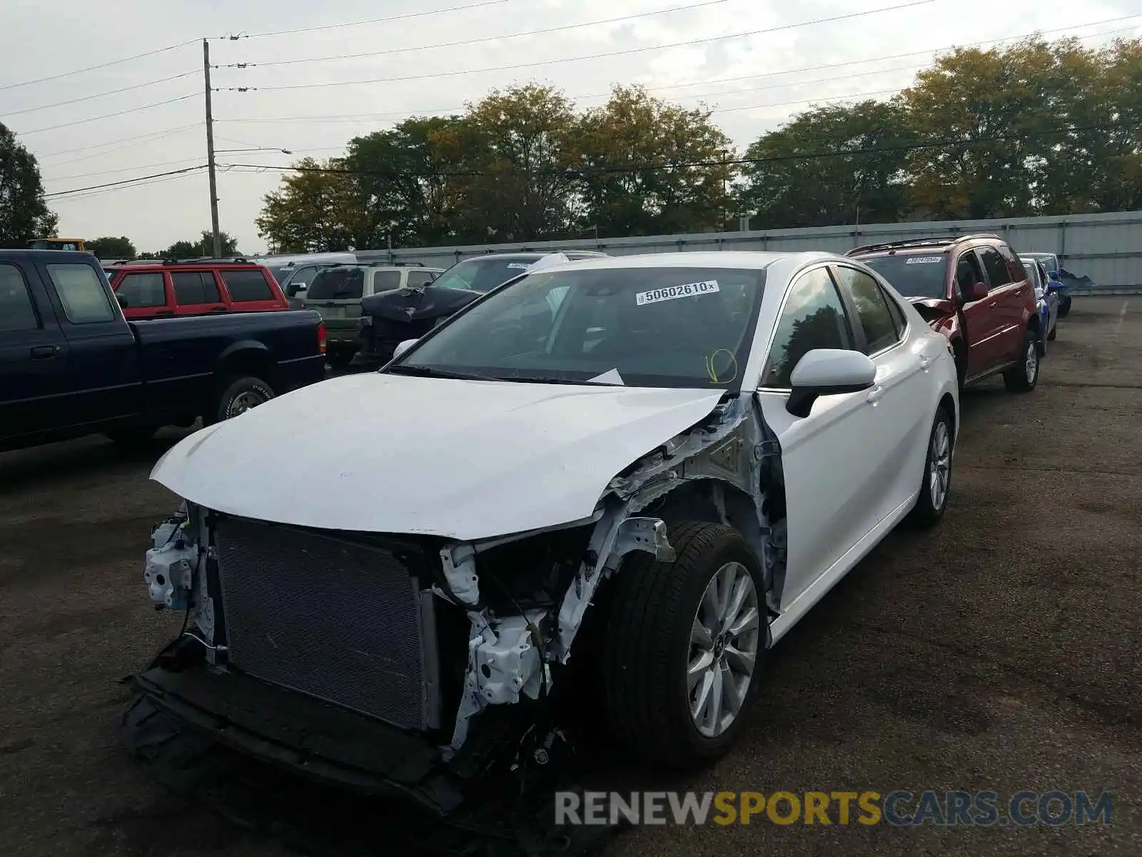 2 Photograph of a damaged car 4T1C11AK7LU871597 TOYOTA CAMRY 2020