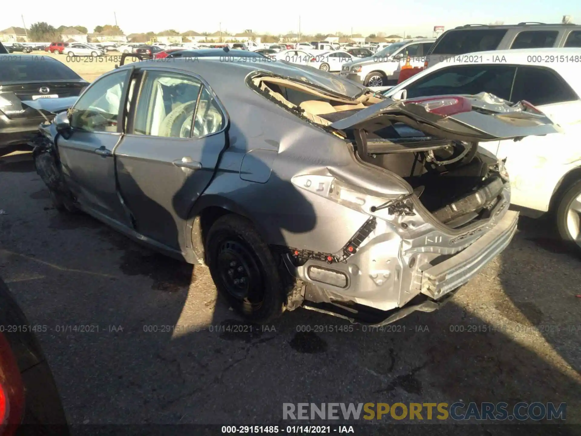 3 Photograph of a damaged car 4T1C11AK7LU872202 TOYOTA CAMRY 2020