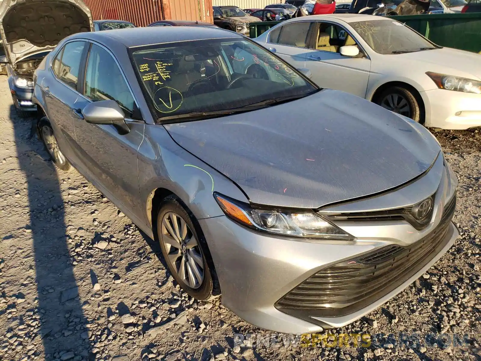 1 Photograph of a damaged car 4T1C11AK7LU884429 TOYOTA CAMRY 2020