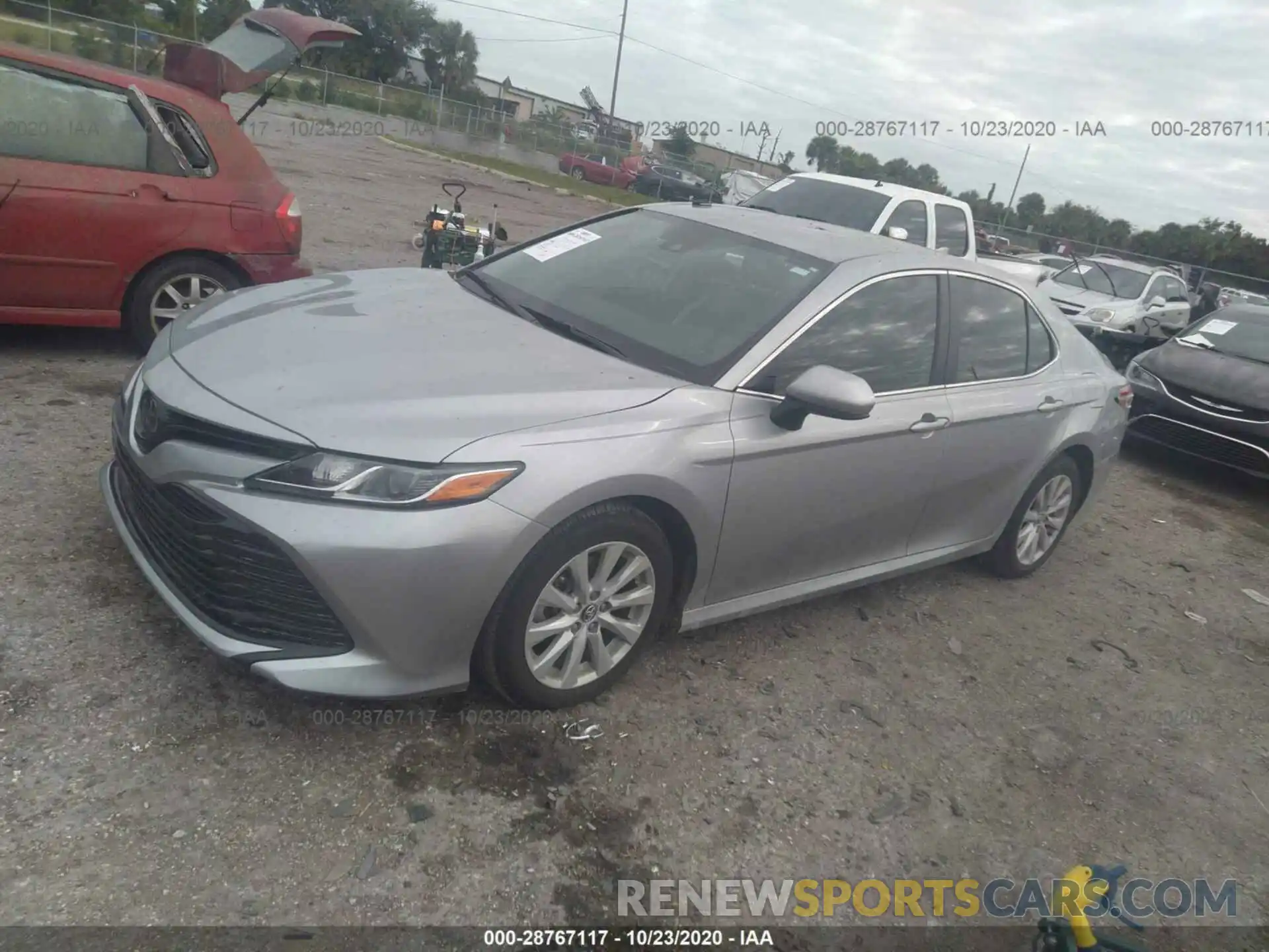 2 Photograph of a damaged car 4T1C11AK7LU897536 TOYOTA CAMRY 2020