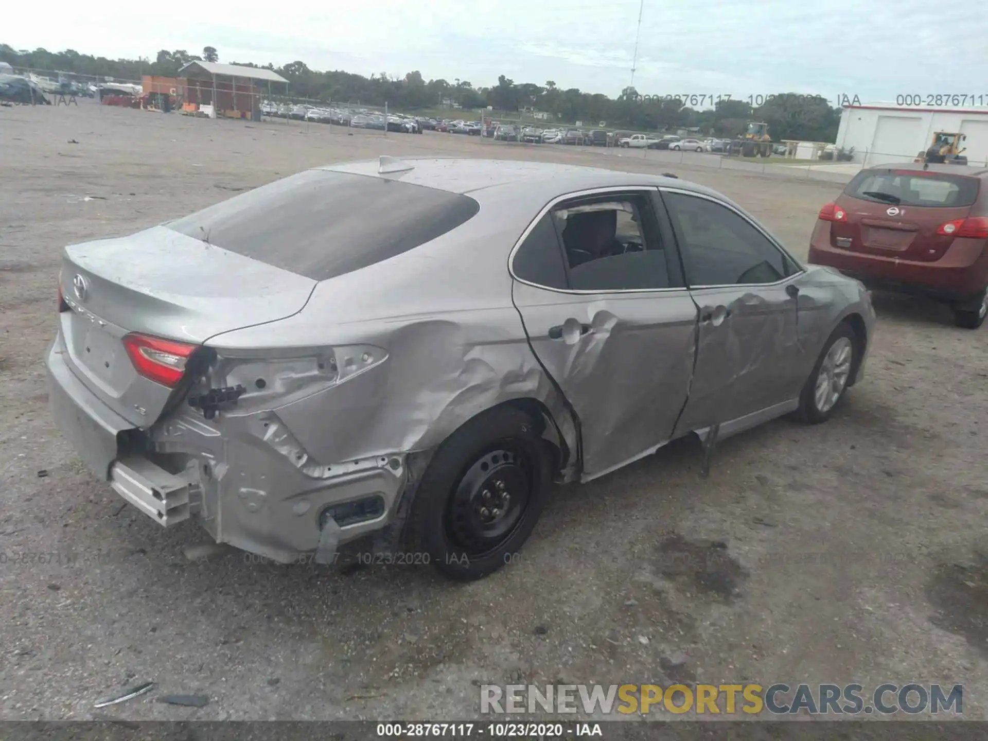 4 Photograph of a damaged car 4T1C11AK7LU897536 TOYOTA CAMRY 2020