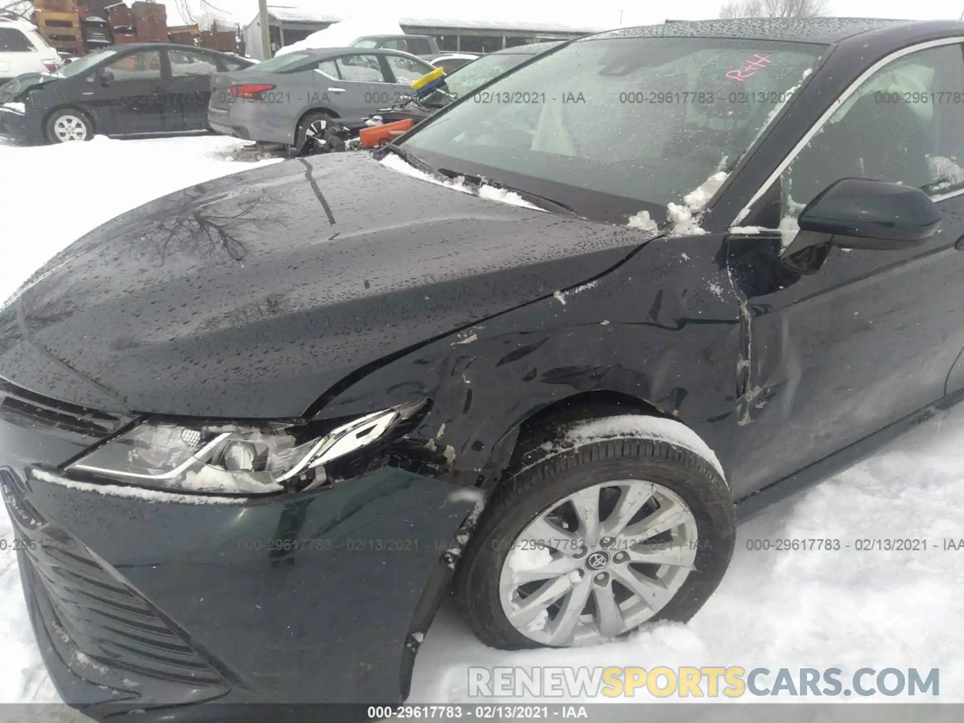 6 Photograph of a damaged car 4T1C11AK7LU904064 TOYOTA CAMRY 2020