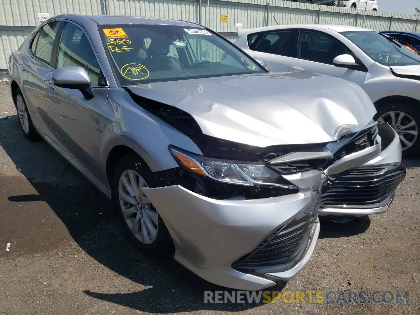 1 Photograph of a damaged car 4T1C11AK7LU909054 TOYOTA CAMRY 2020