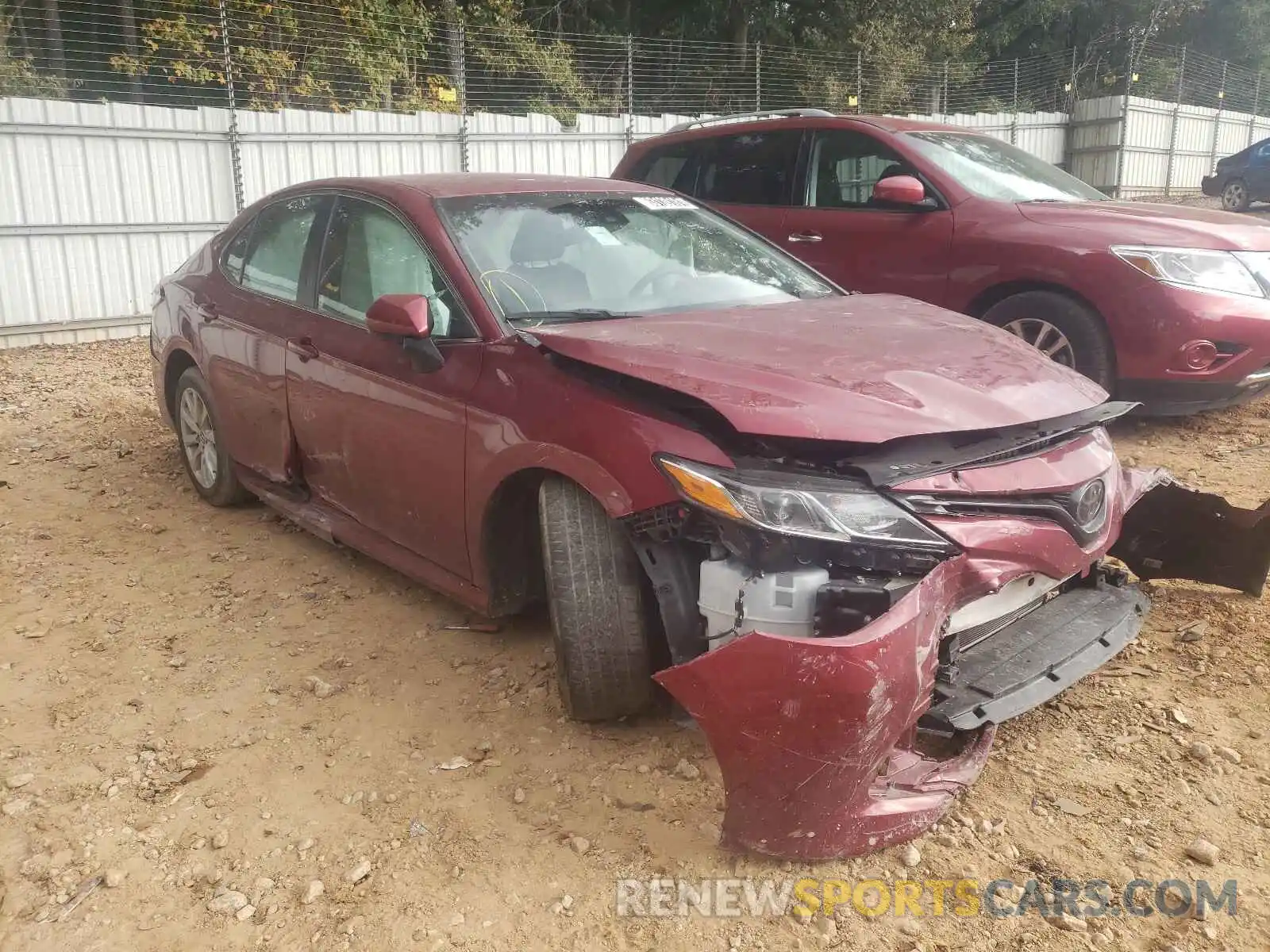 1 Photograph of a damaged car 4T1C11AK7LU913685 TOYOTA CAMRY 2020