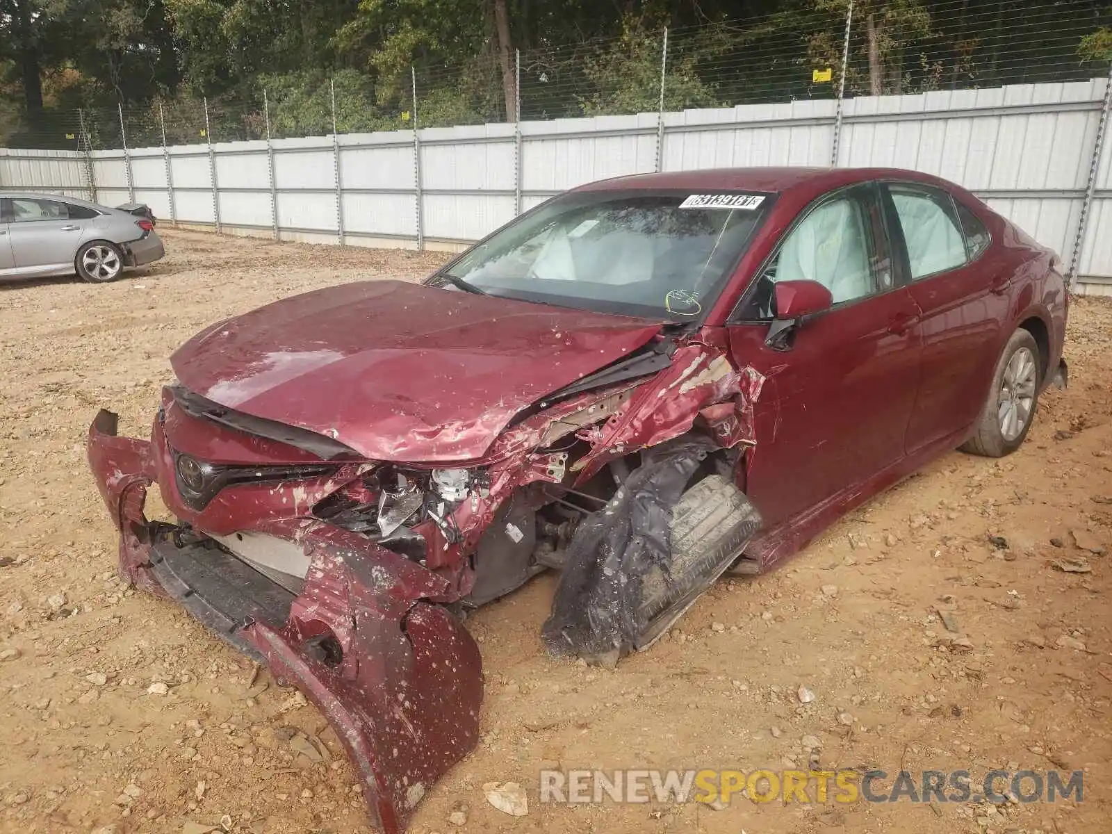 2 Photograph of a damaged car 4T1C11AK7LU913685 TOYOTA CAMRY 2020