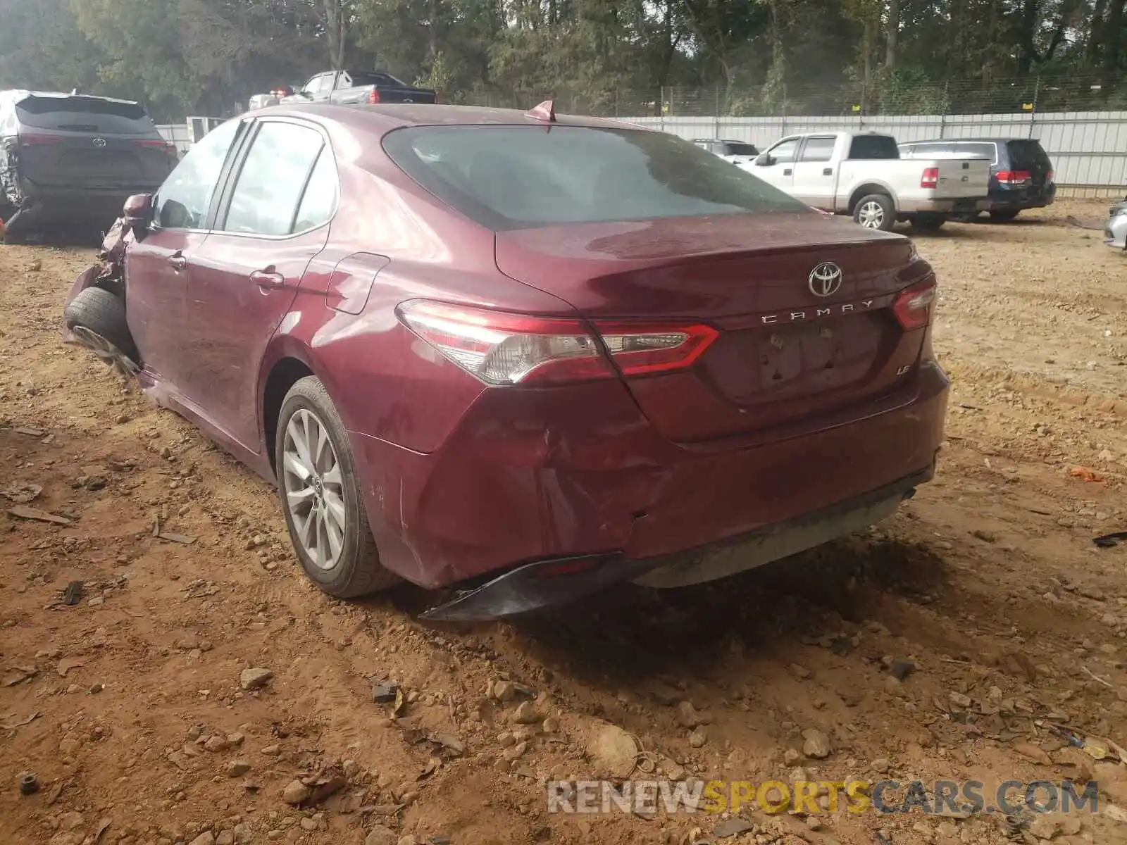 3 Photograph of a damaged car 4T1C11AK7LU913685 TOYOTA CAMRY 2020