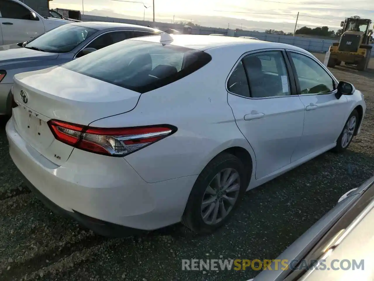 3 Photograph of a damaged car 4T1C11AK7LU918126 TOYOTA CAMRY 2020