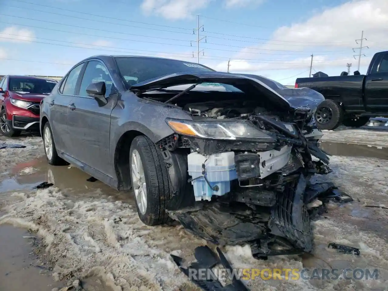 1 Photograph of a damaged car 4T1C11AK7LU923018 TOYOTA CAMRY 2020