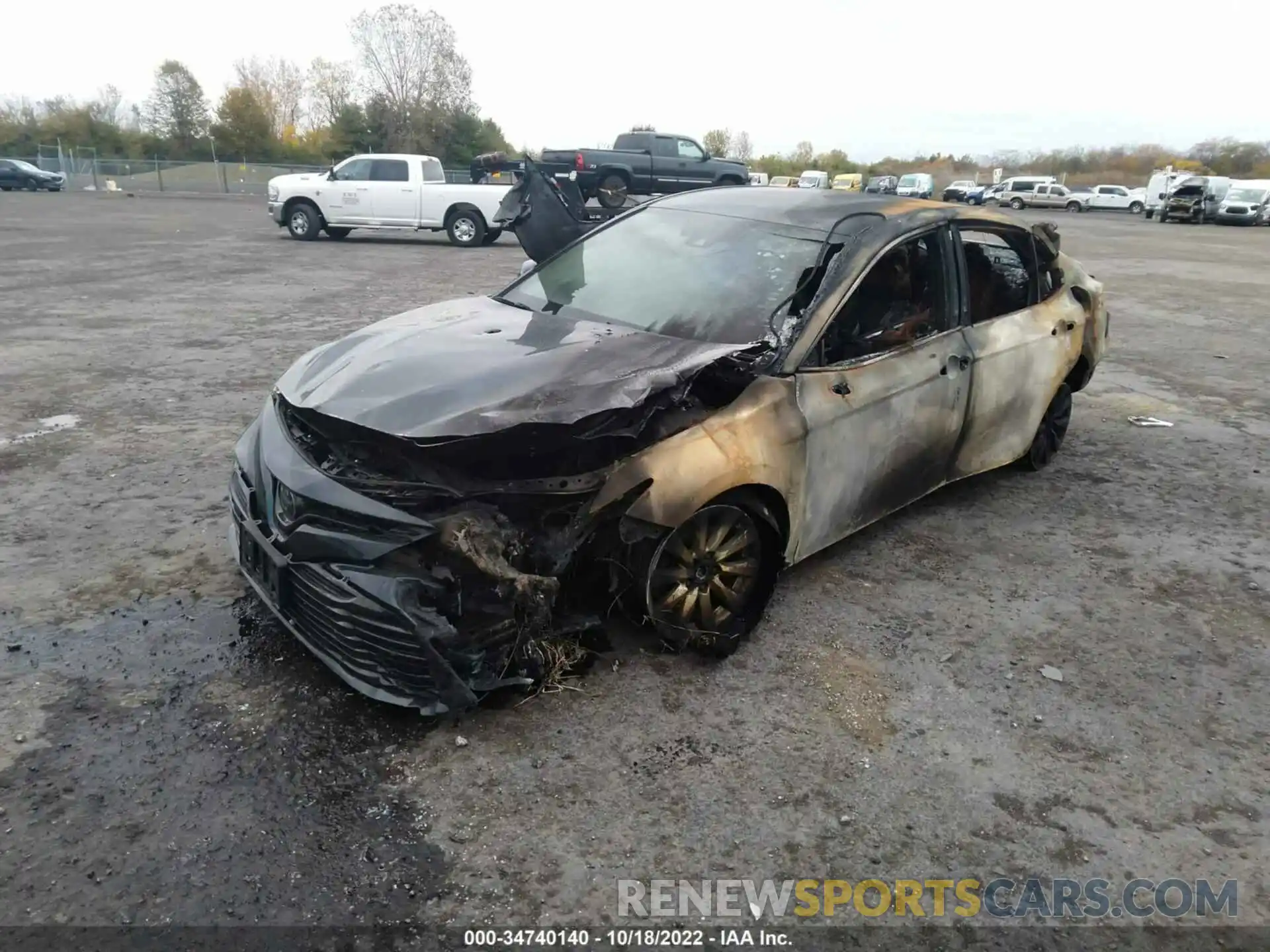 2 Photograph of a damaged car 4T1C11AK7LU925156 TOYOTA CAMRY 2020