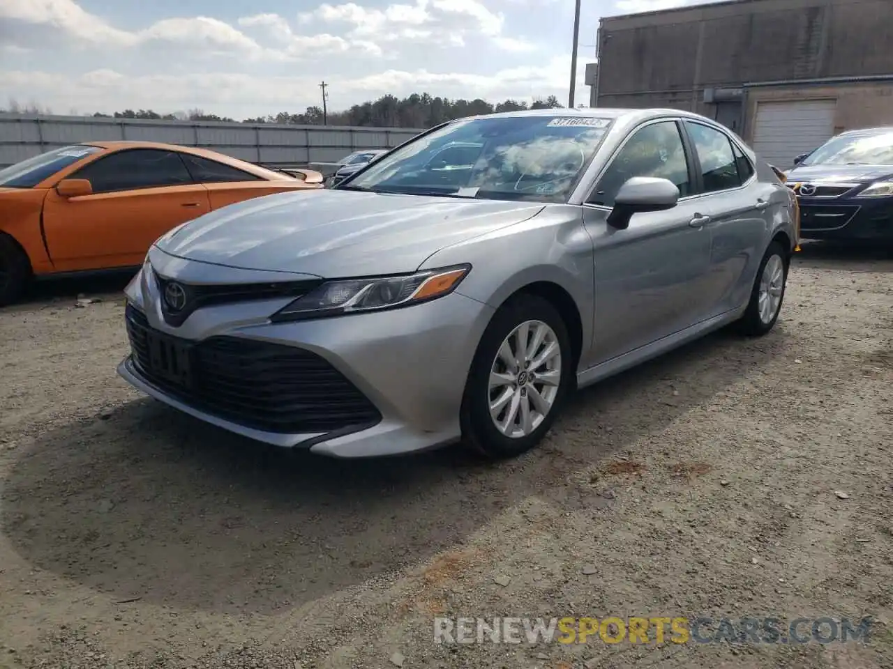 2 Photograph of a damaged car 4T1C11AK7LU926307 TOYOTA CAMRY 2020