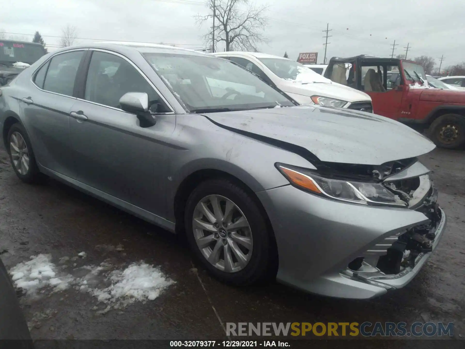 1 Photograph of a damaged car 4T1C11AK7LU928381 TOYOTA CAMRY 2020