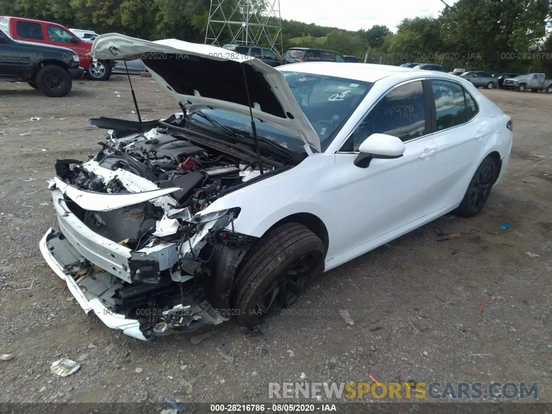 2 Photograph of a damaged car 4T1C11AK7LU930731 TOYOTA CAMRY 2020