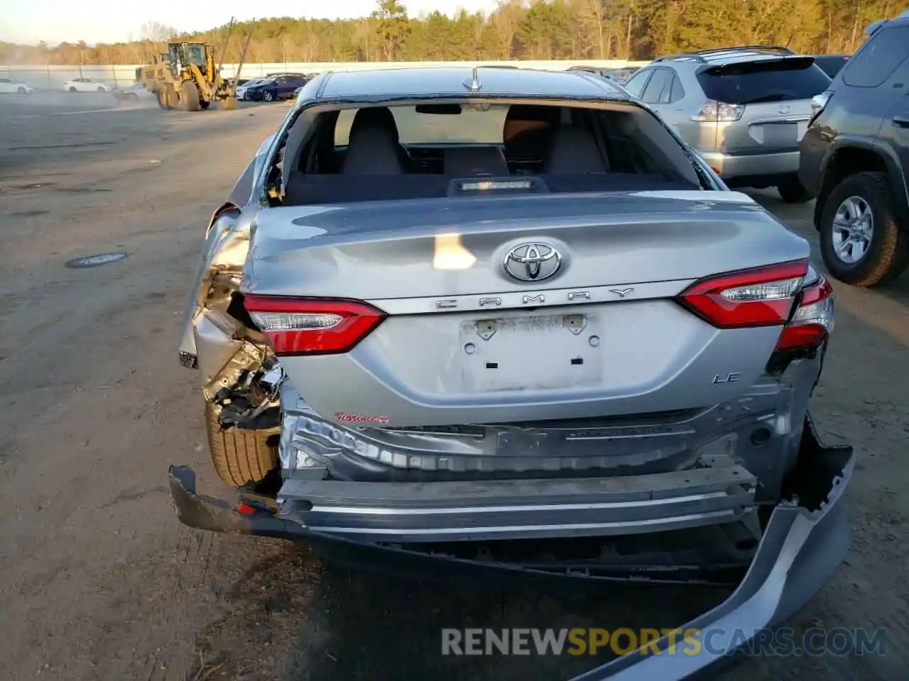 9 Photograph of a damaged car 4T1C11AK7LU937839 TOYOTA CAMRY 2020