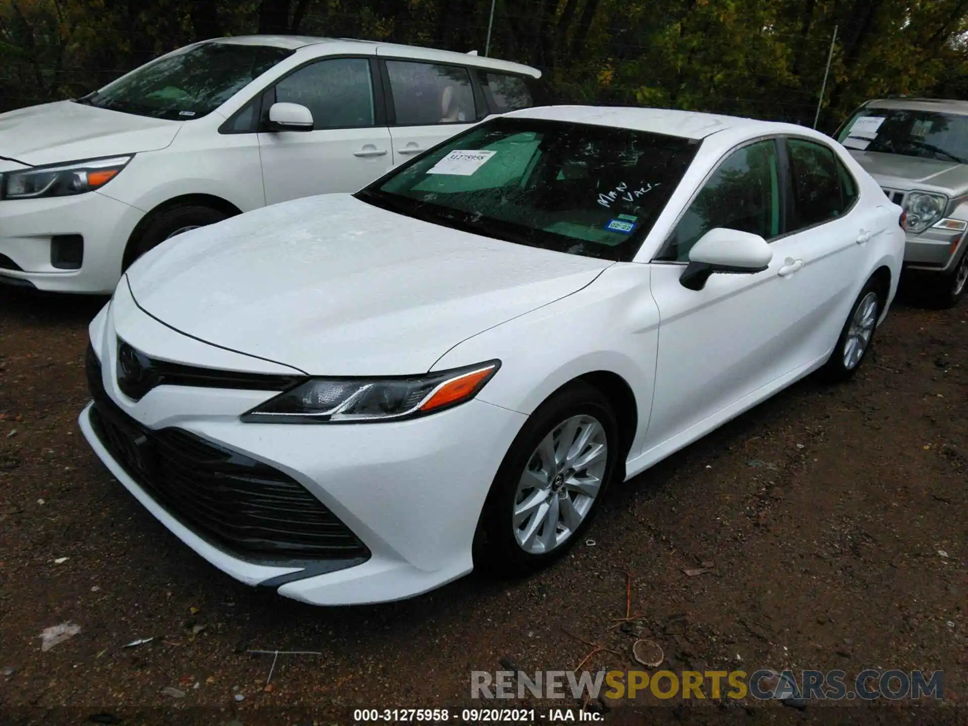 2 Photograph of a damaged car 4T1C11AK7LU939090 TOYOTA CAMRY 2020