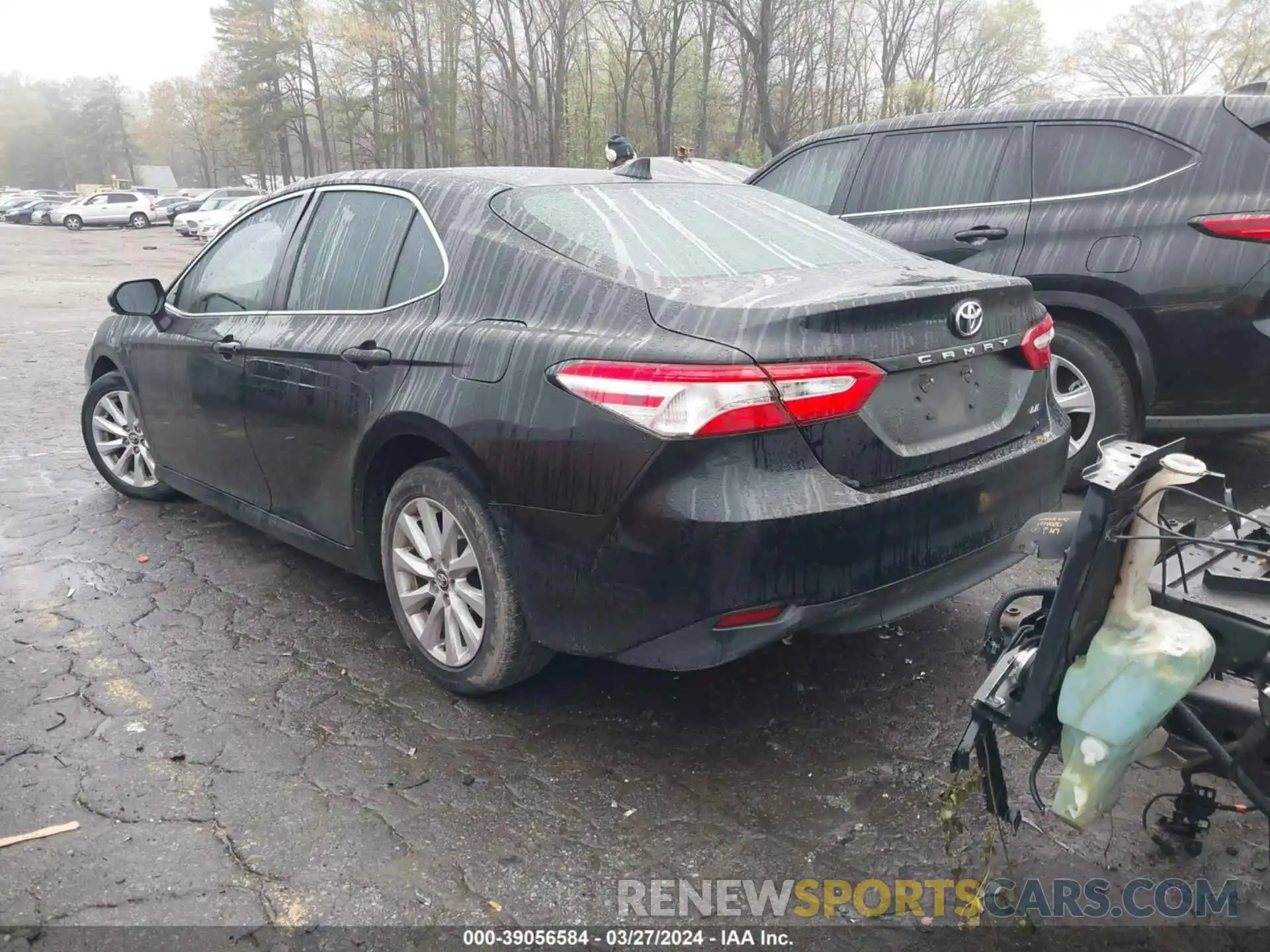 3 Photograph of a damaged car 4T1C11AK7LU941034 TOYOTA CAMRY 2020