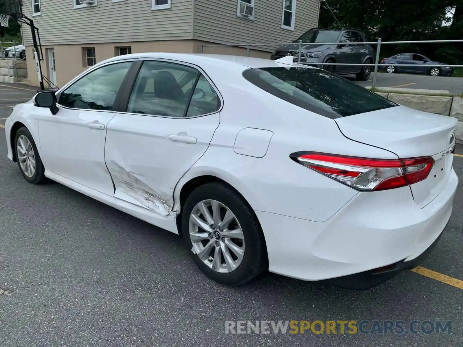 5 Photograph of a damaged car 4T1C11AK7LU942796 TOYOTA CAMRY 2020