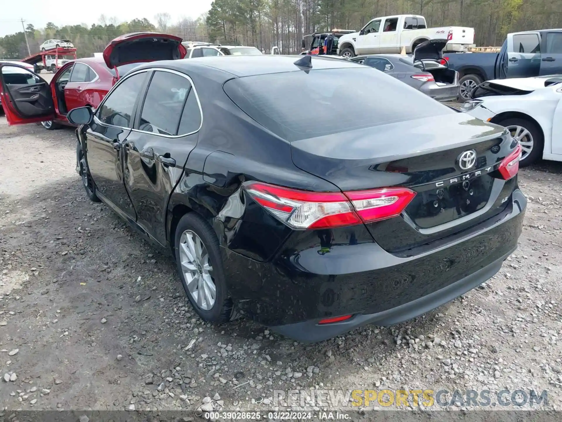 3 Photograph of a damaged car 4T1C11AK7LU951482 TOYOTA CAMRY 2020