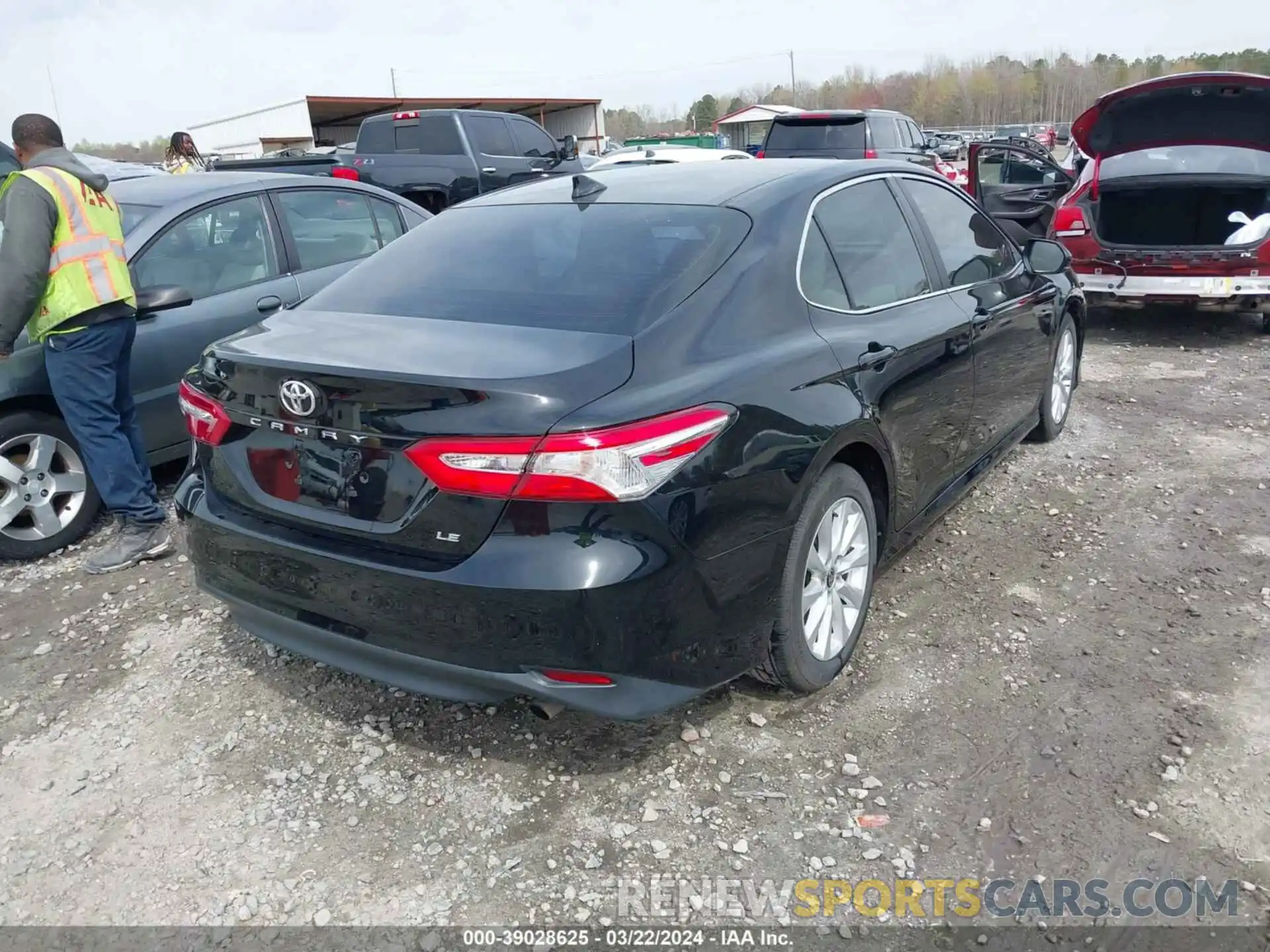 4 Photograph of a damaged car 4T1C11AK7LU951482 TOYOTA CAMRY 2020