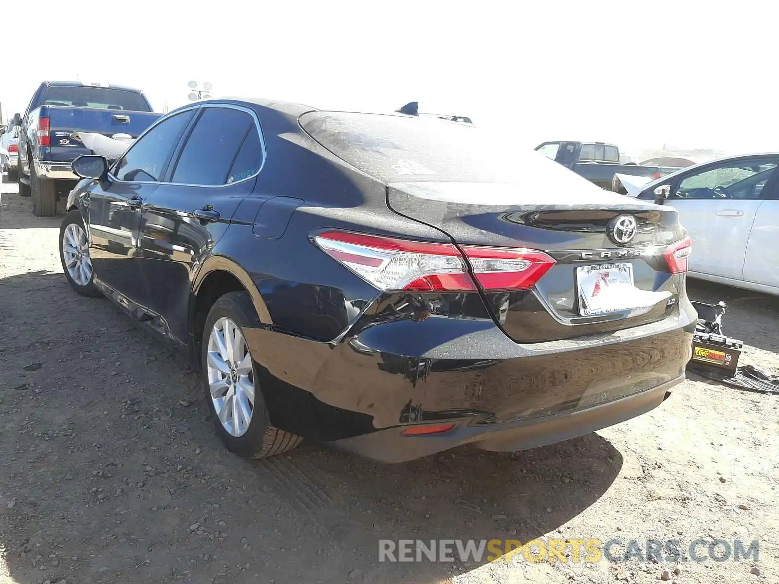 3 Photograph of a damaged car 4T1C11AK7LU962160 TOYOTA CAMRY 2020