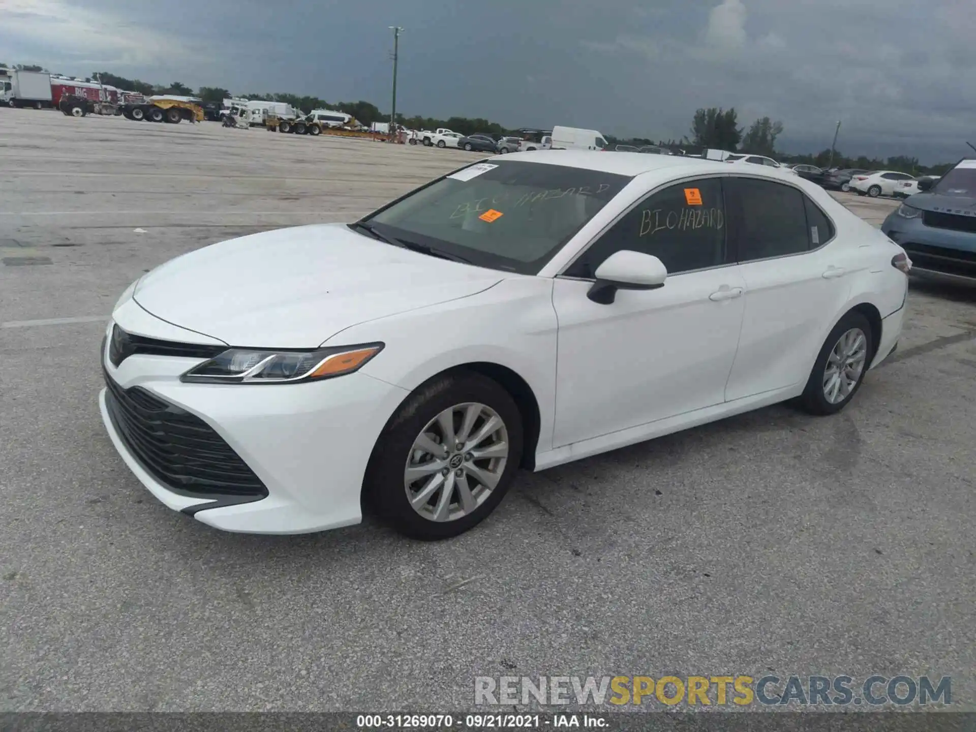 2 Photograph of a damaged car 4T1C11AK7LU971425 TOYOTA CAMRY 2020