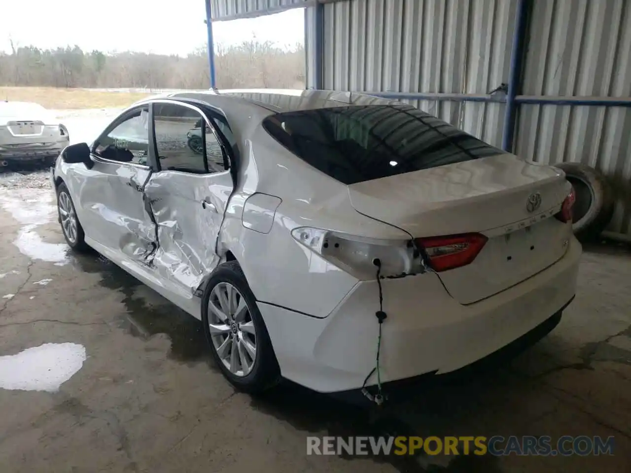 3 Photograph of a damaged car 4T1C11AK7LU972316 TOYOTA CAMRY 2020