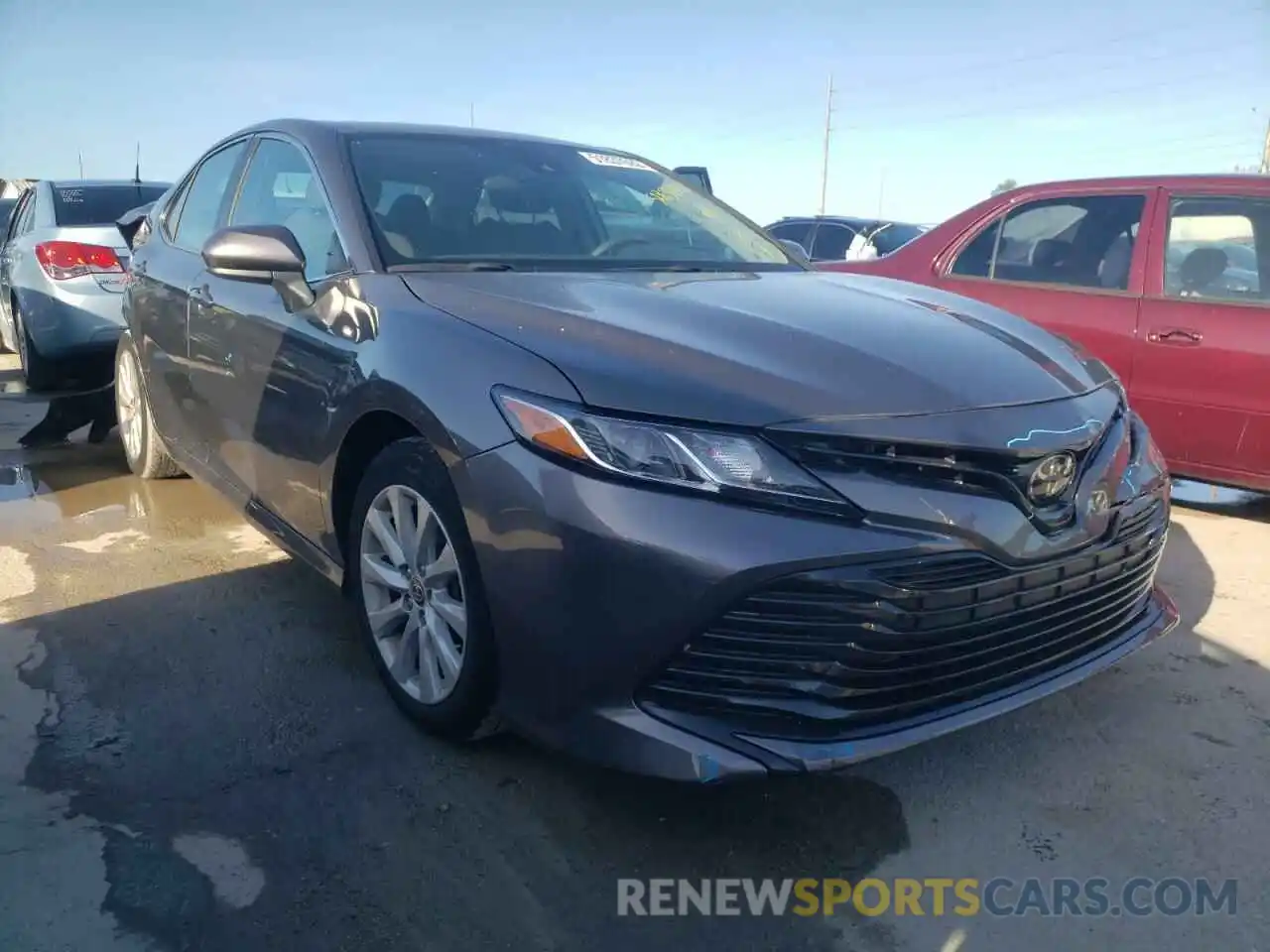 1 Photograph of a damaged car 4T1C11AK7LU978942 TOYOTA CAMRY 2020