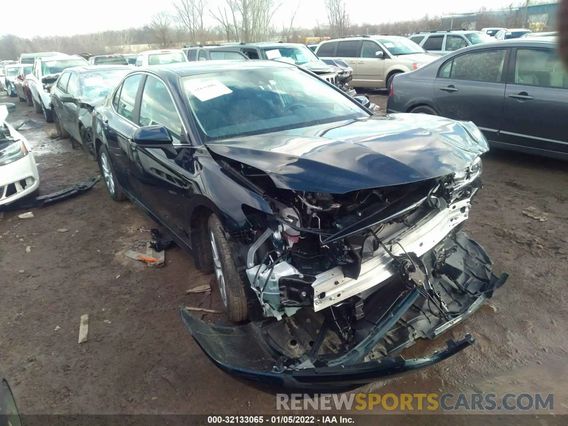 1 Photograph of a damaged car 4T1C11AK7LU982909 TOYOTA CAMRY 2020