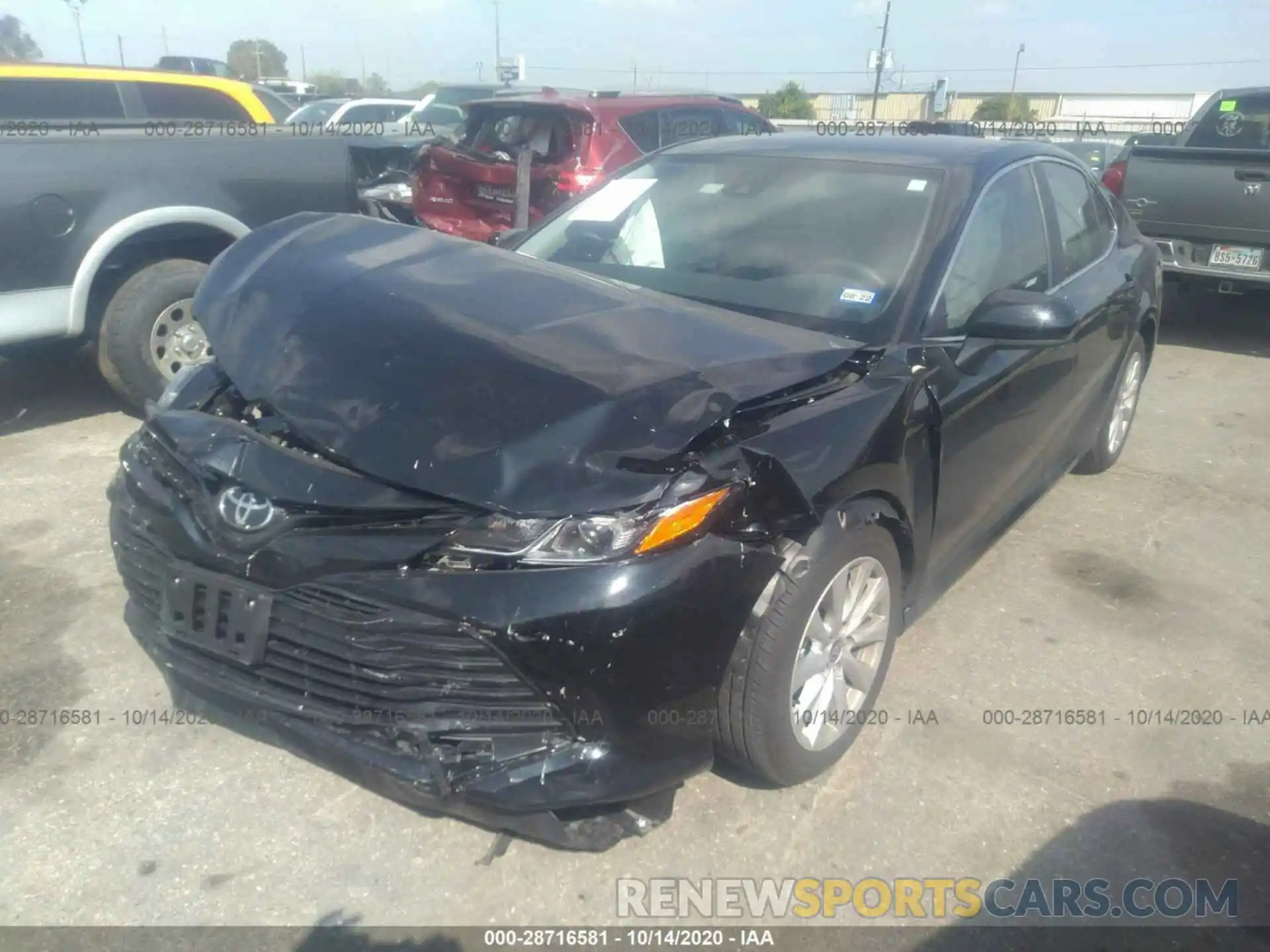 2 Photograph of a damaged car 4T1C11AK7LU985549 TOYOTA CAMRY 2020