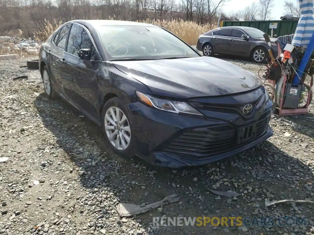 1 Photograph of a damaged car 4T1C11AK7LU990976 TOYOTA CAMRY 2020