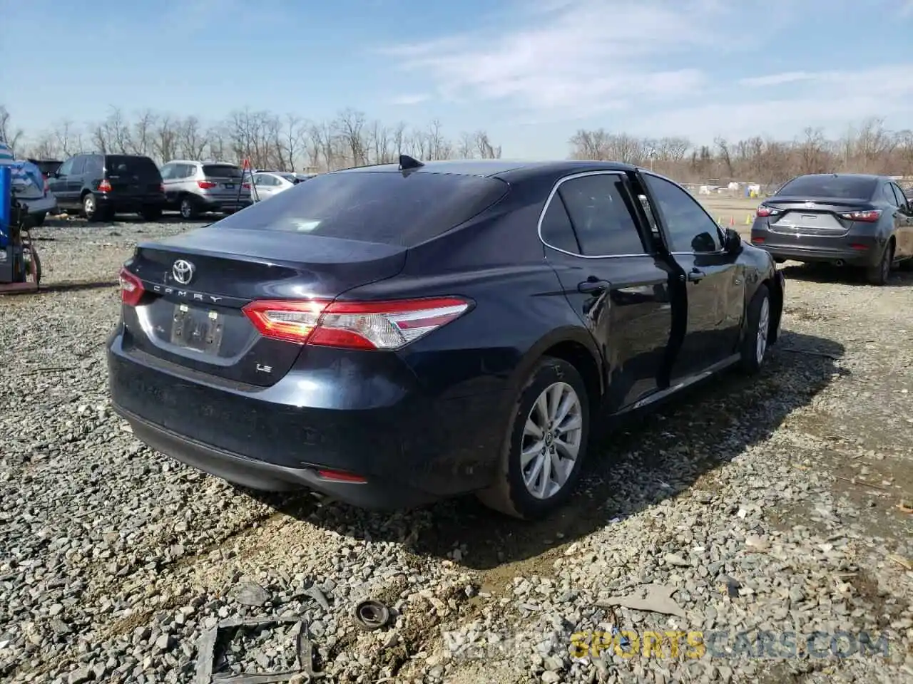 4 Photograph of a damaged car 4T1C11AK7LU990976 TOYOTA CAMRY 2020