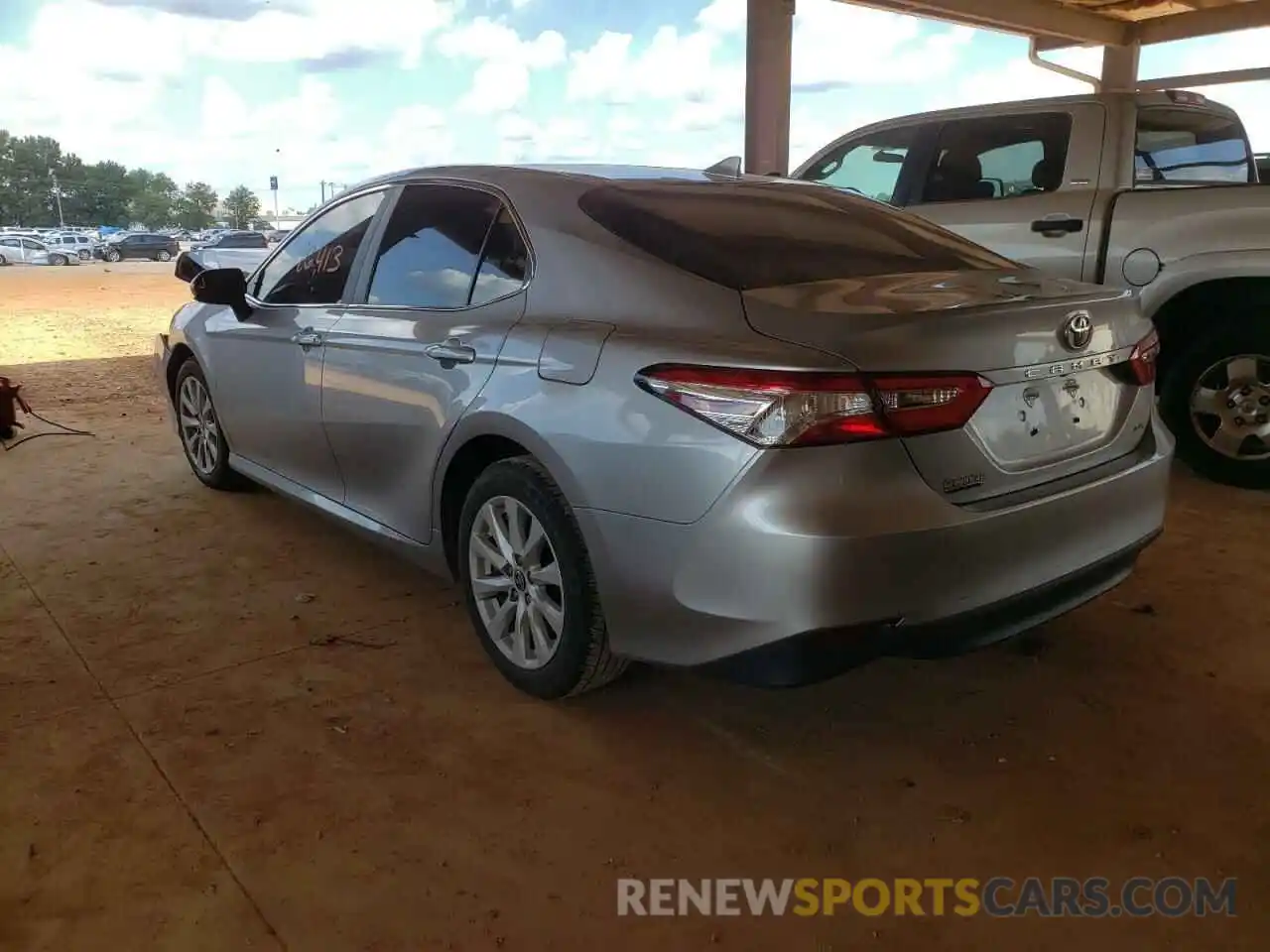 3 Photograph of a damaged car 4T1C11AK7LU998477 TOYOTA CAMRY 2020