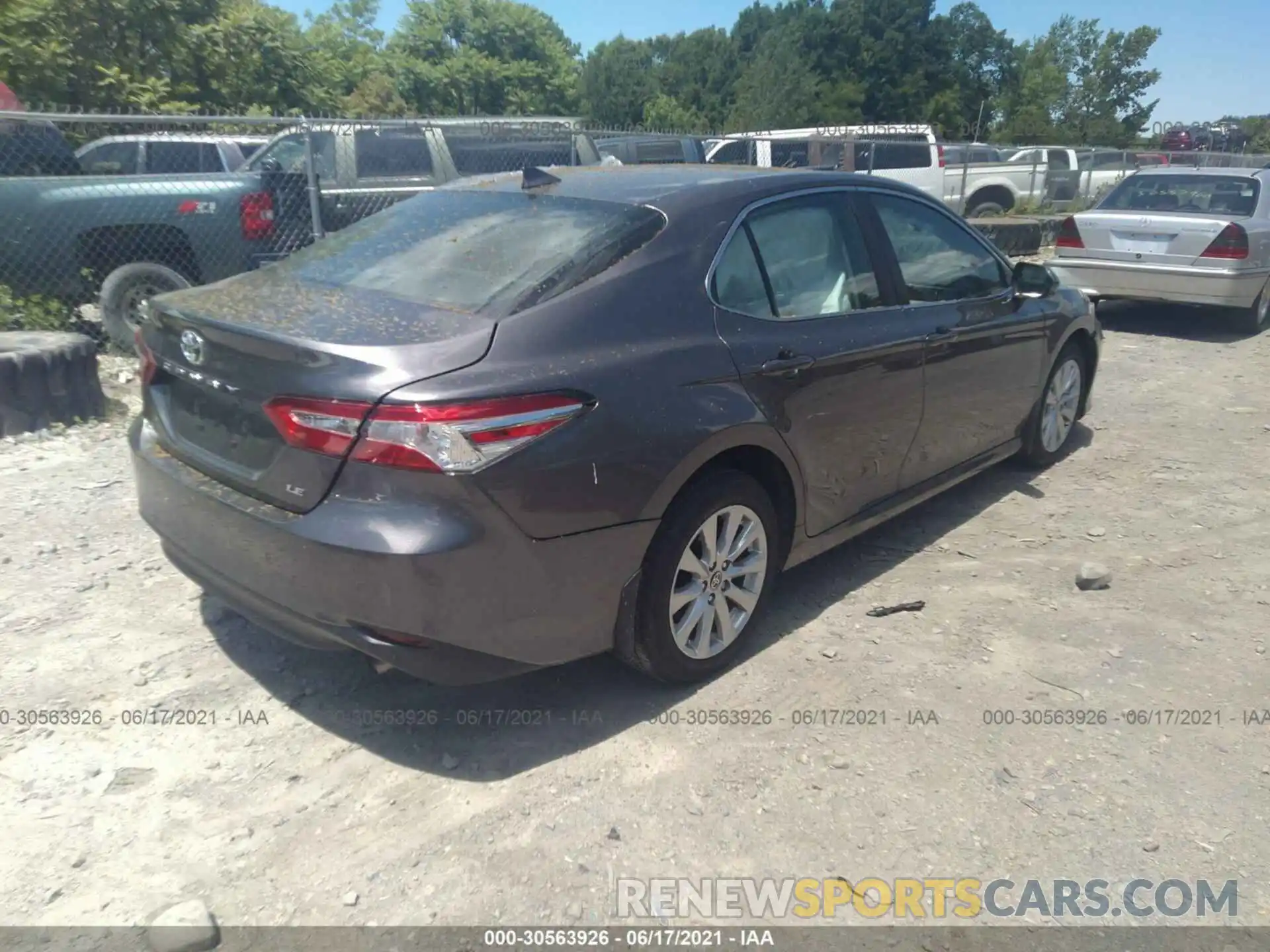 4 Photograph of a damaged car 4T1C11AK7LU998754 TOYOTA CAMRY 2020