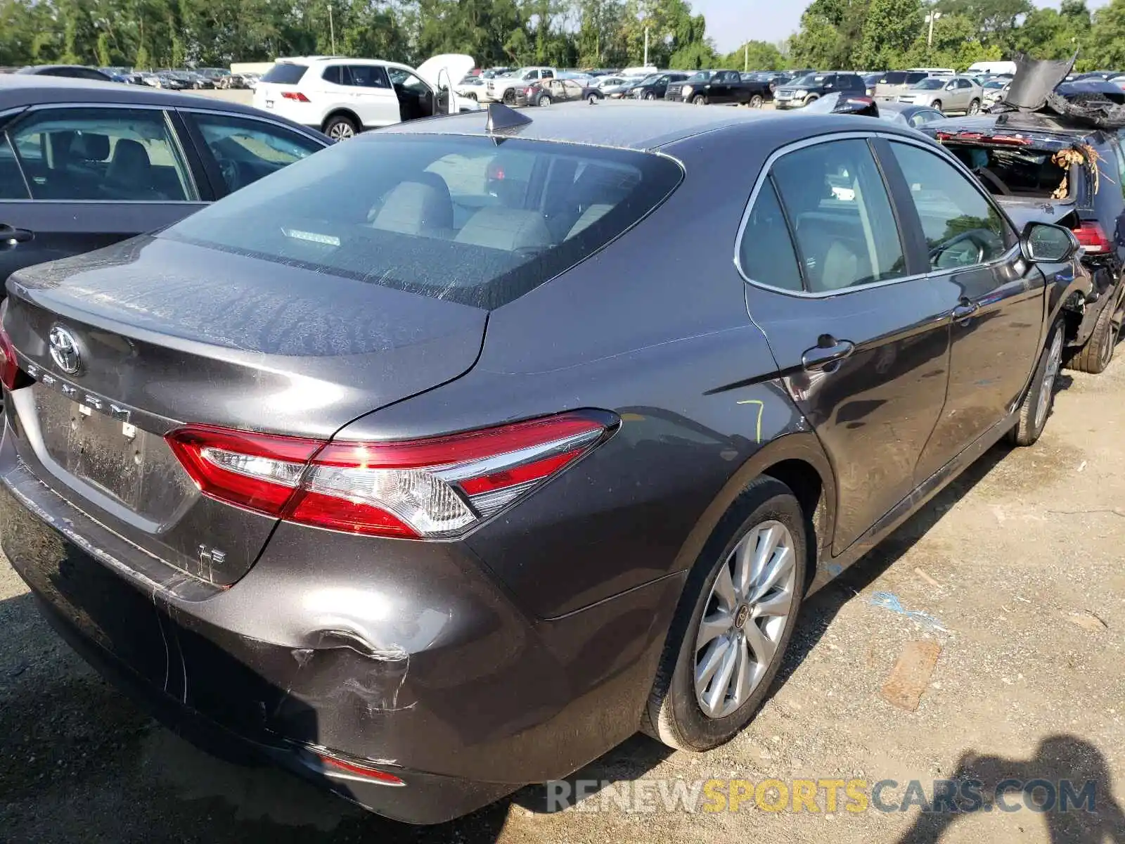 4 Photograph of a damaged car 4T1C11AK7LU999502 TOYOTA CAMRY 2020