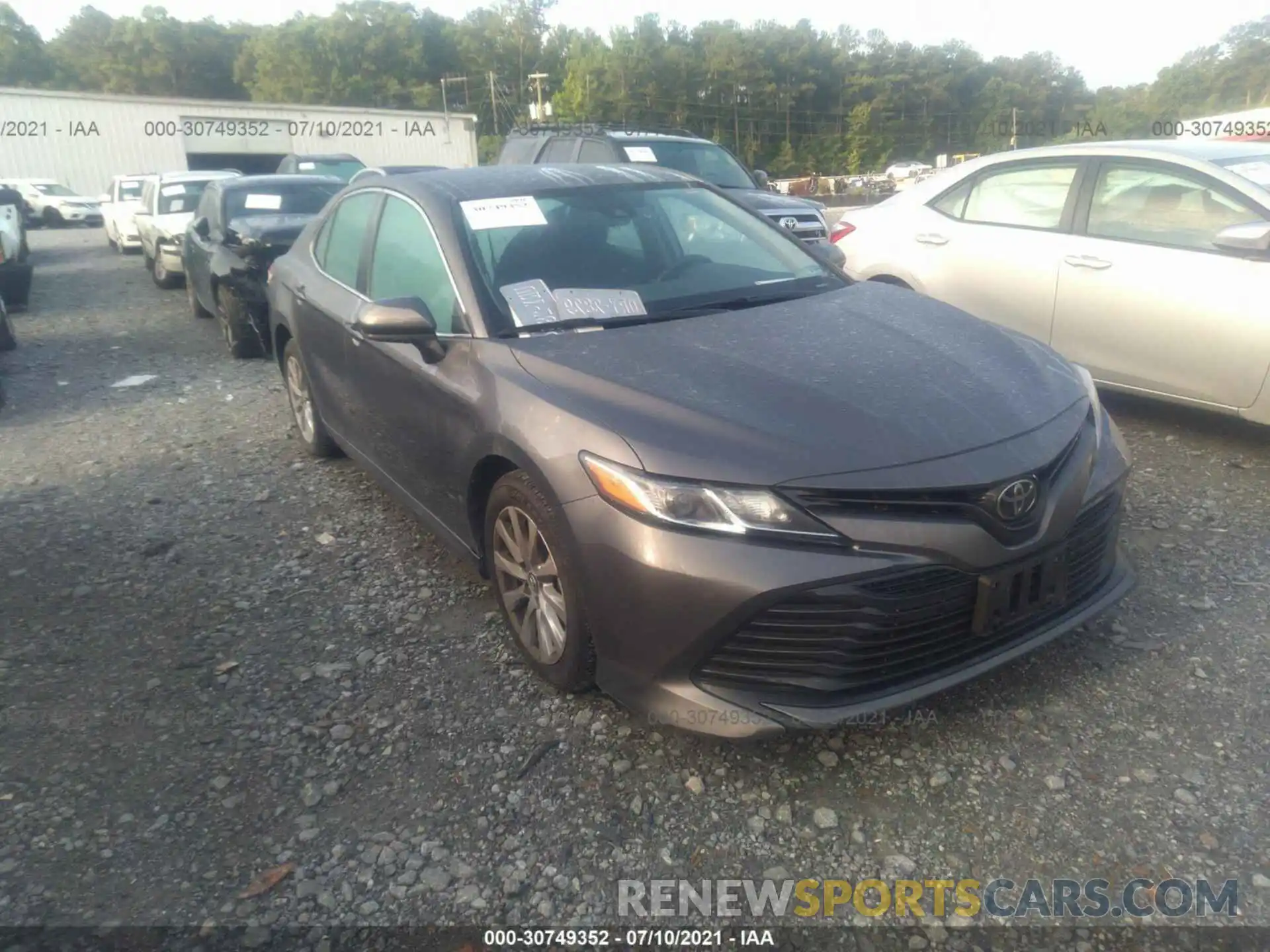 1 Photograph of a damaged car 4T1C11AK8LU307618 TOYOTA CAMRY 2020