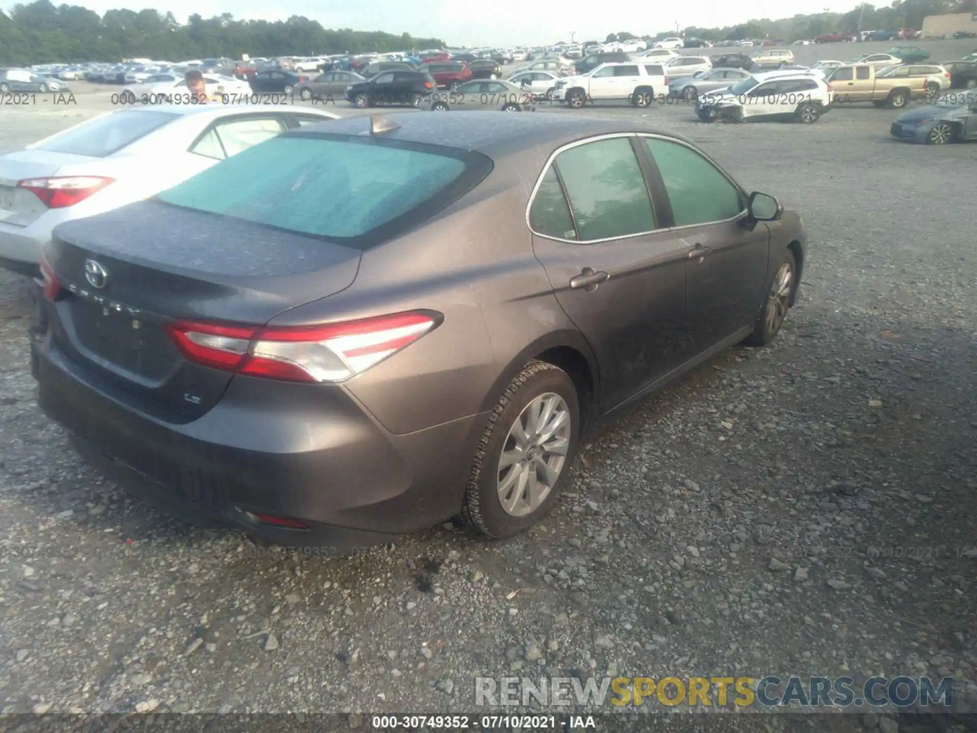 4 Photograph of a damaged car 4T1C11AK8LU307618 TOYOTA CAMRY 2020