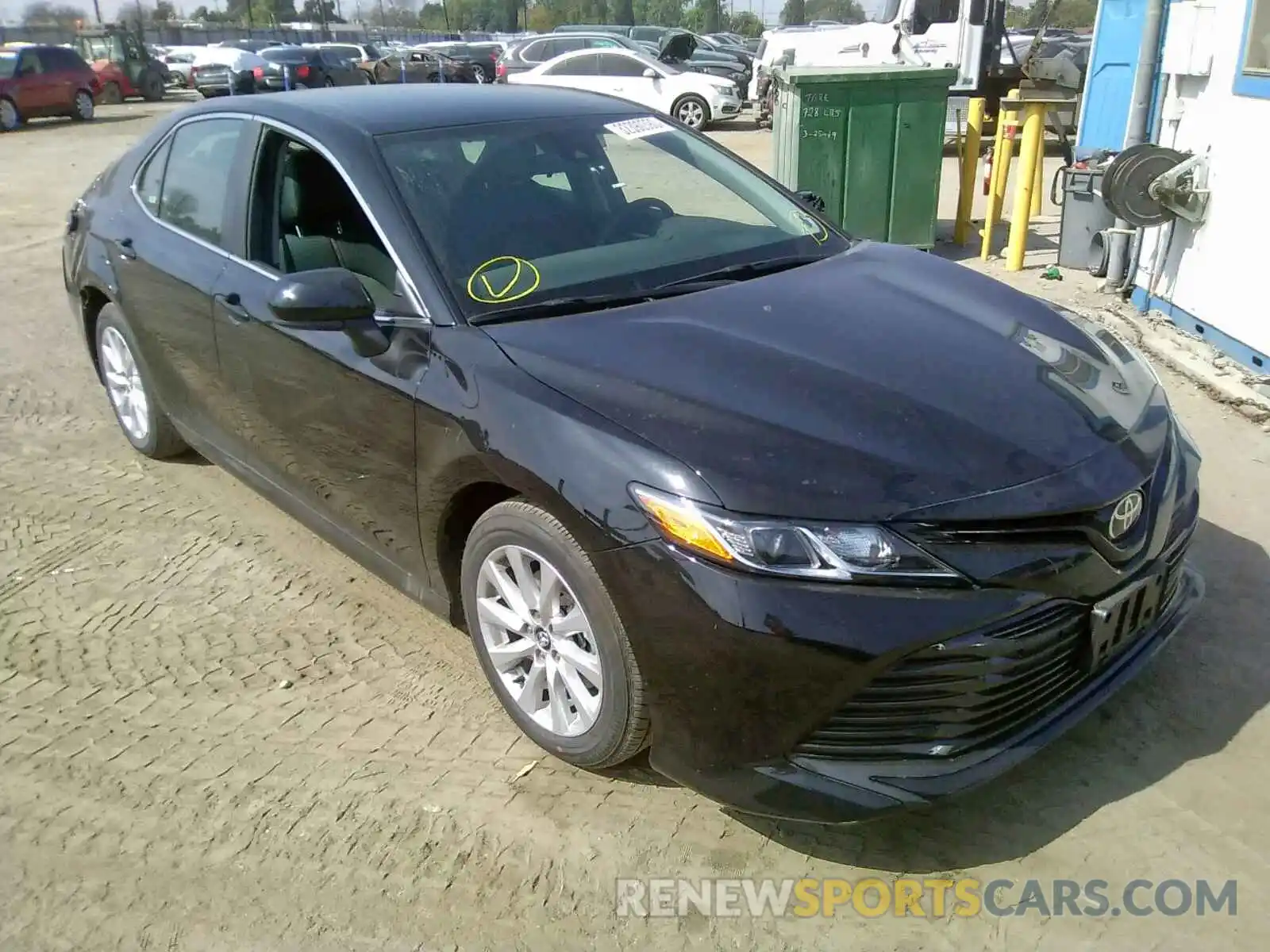 1 Photograph of a damaged car 4T1C11AK8LU314178 TOYOTA CAMRY 2020