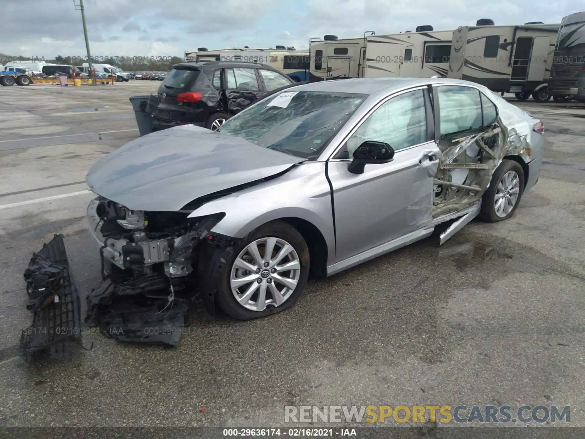 2 Photograph of a damaged car 4T1C11AK8LU314682 TOYOTA CAMRY 2020