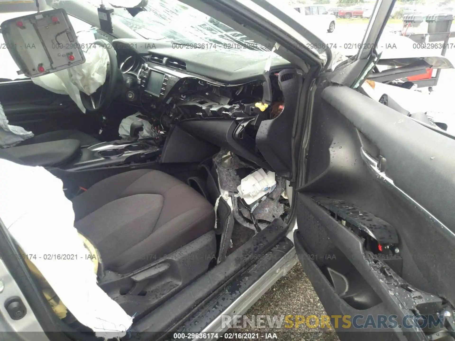 5 Photograph of a damaged car 4T1C11AK8LU314682 TOYOTA CAMRY 2020