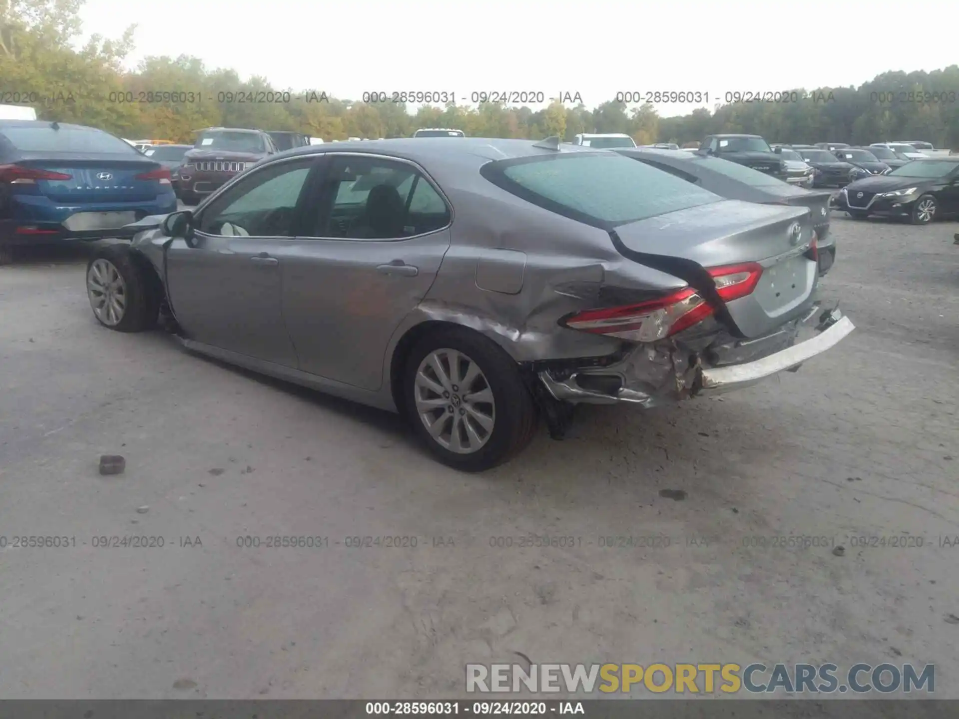 3 Photograph of a damaged car 4T1C11AK8LU316836 TOYOTA CAMRY 2020