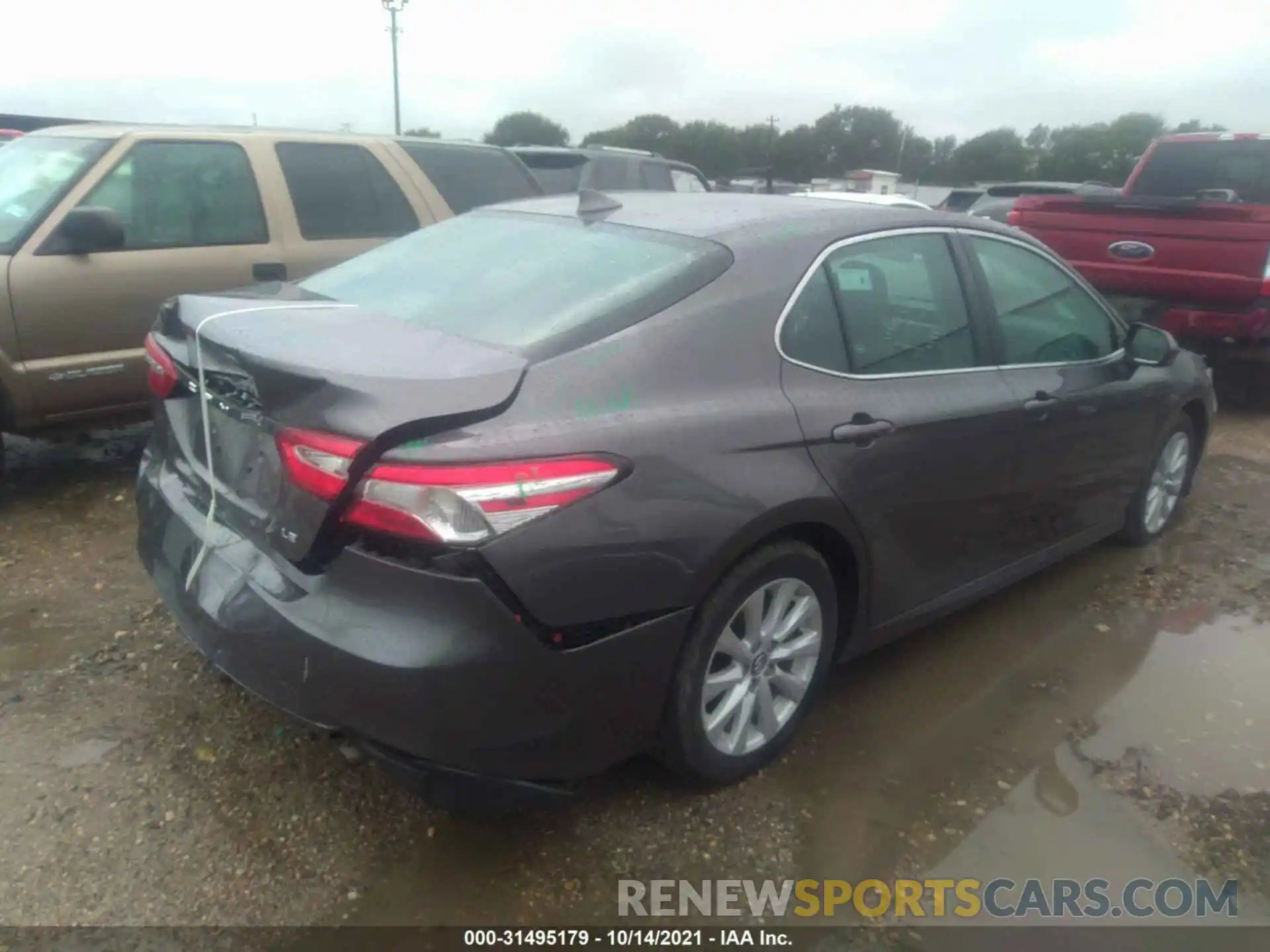 4 Photograph of a damaged car 4T1C11AK8LU317016 TOYOTA CAMRY 2020